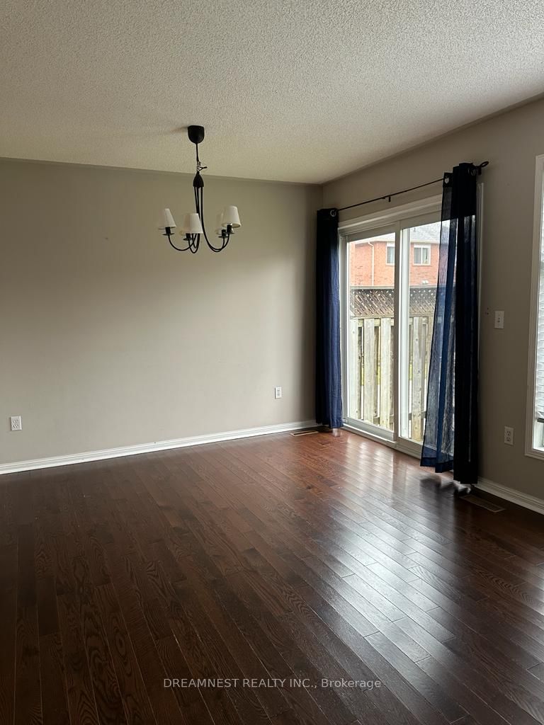 1209 Quest Circle, Mississauga, ON L5N 8B9 photo 4