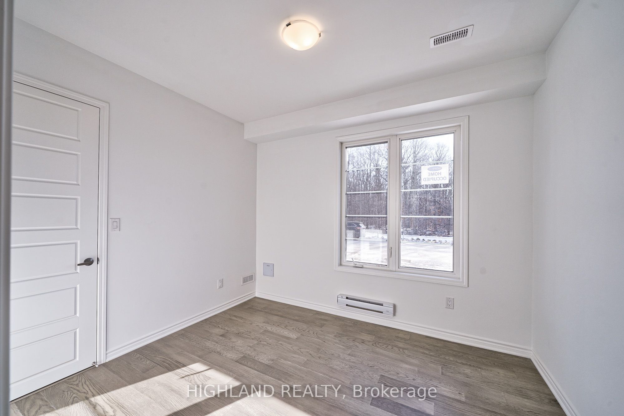 155 Settlers Road E, Oakville, ON L6H 7X7 photo 4