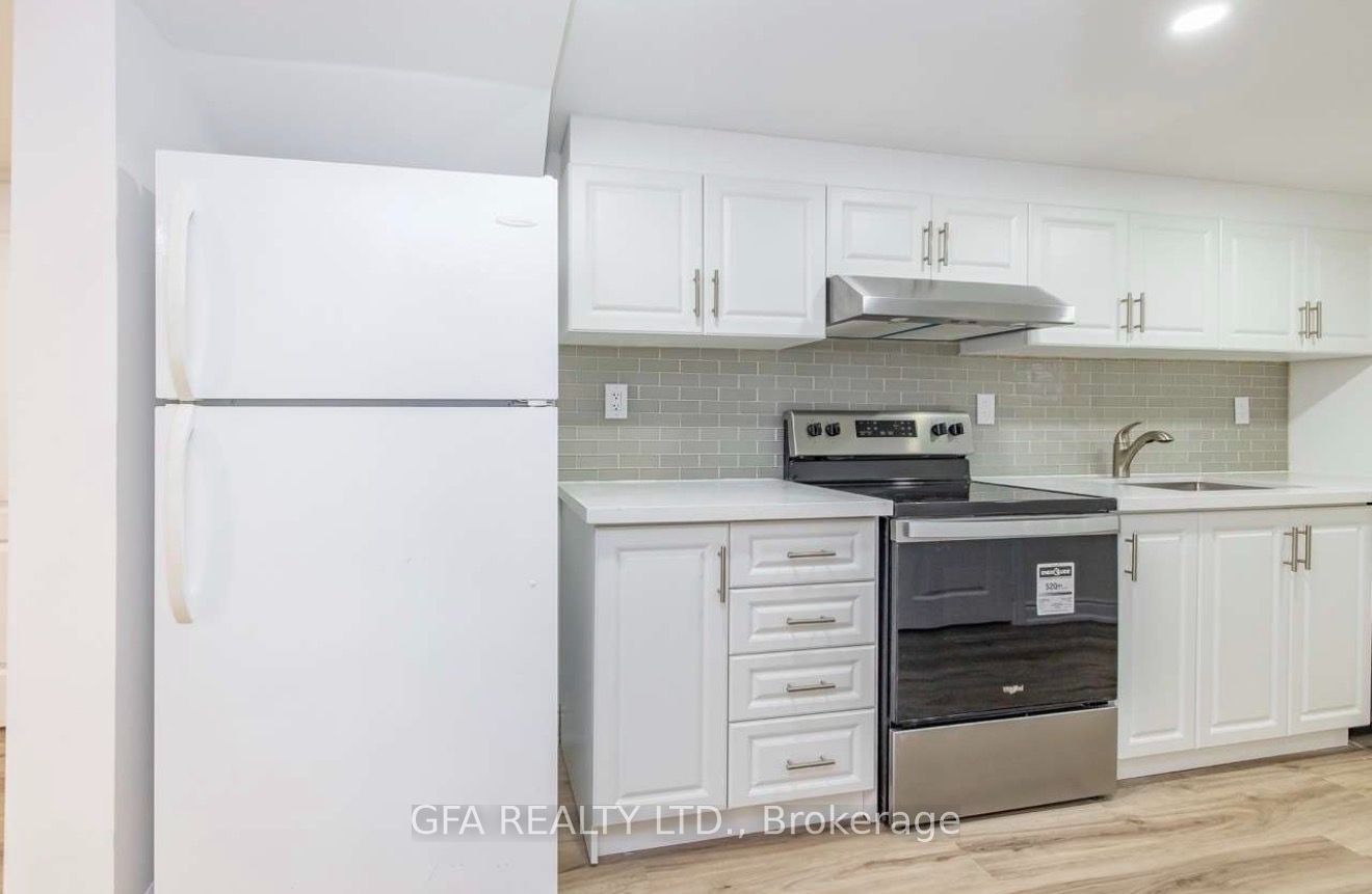 9 Melville Crescent #Lower, Brampton, ON L6W 2S3 photo 4