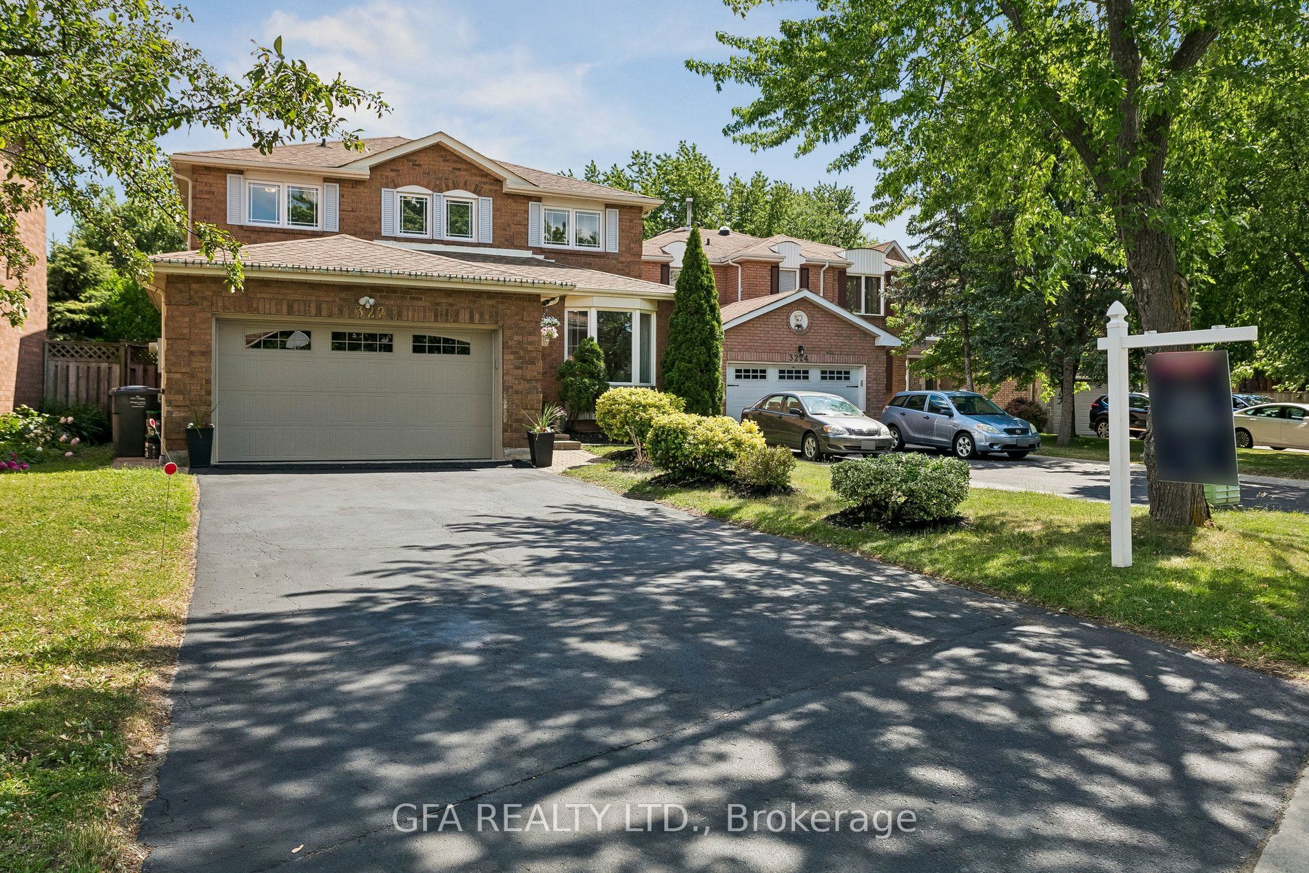 3220 Turnstone Crescent, Mississauga, ON L5L 5L4 photo 2