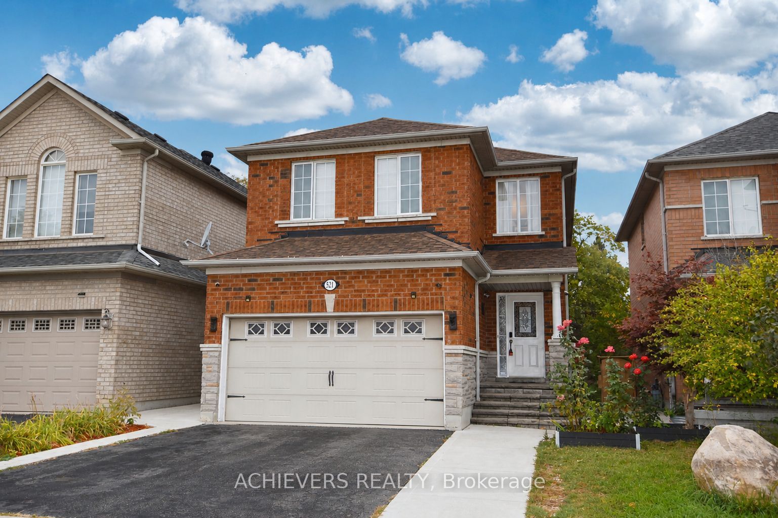 521 Navigator Drive, Mississauga, ON L5W 1P5 photo 2
