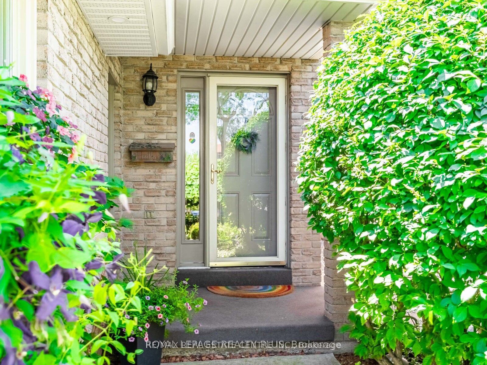 4079 Trapper Crescent Main, Mississauga, ON L5L 3A7 photo 3