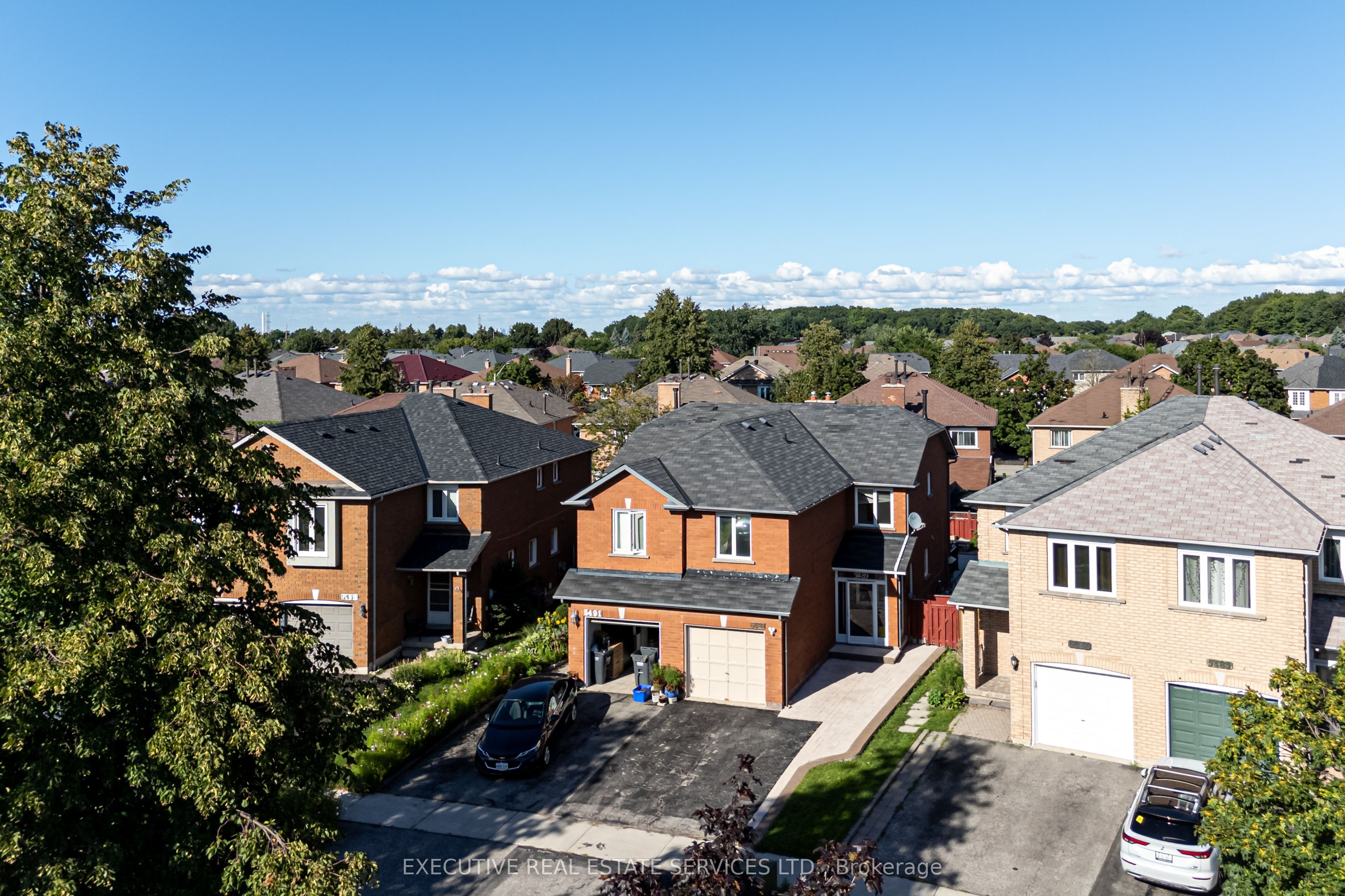 5489 Cosmic Crescent, Mississauga, ON L4Z 3R8 photo 4