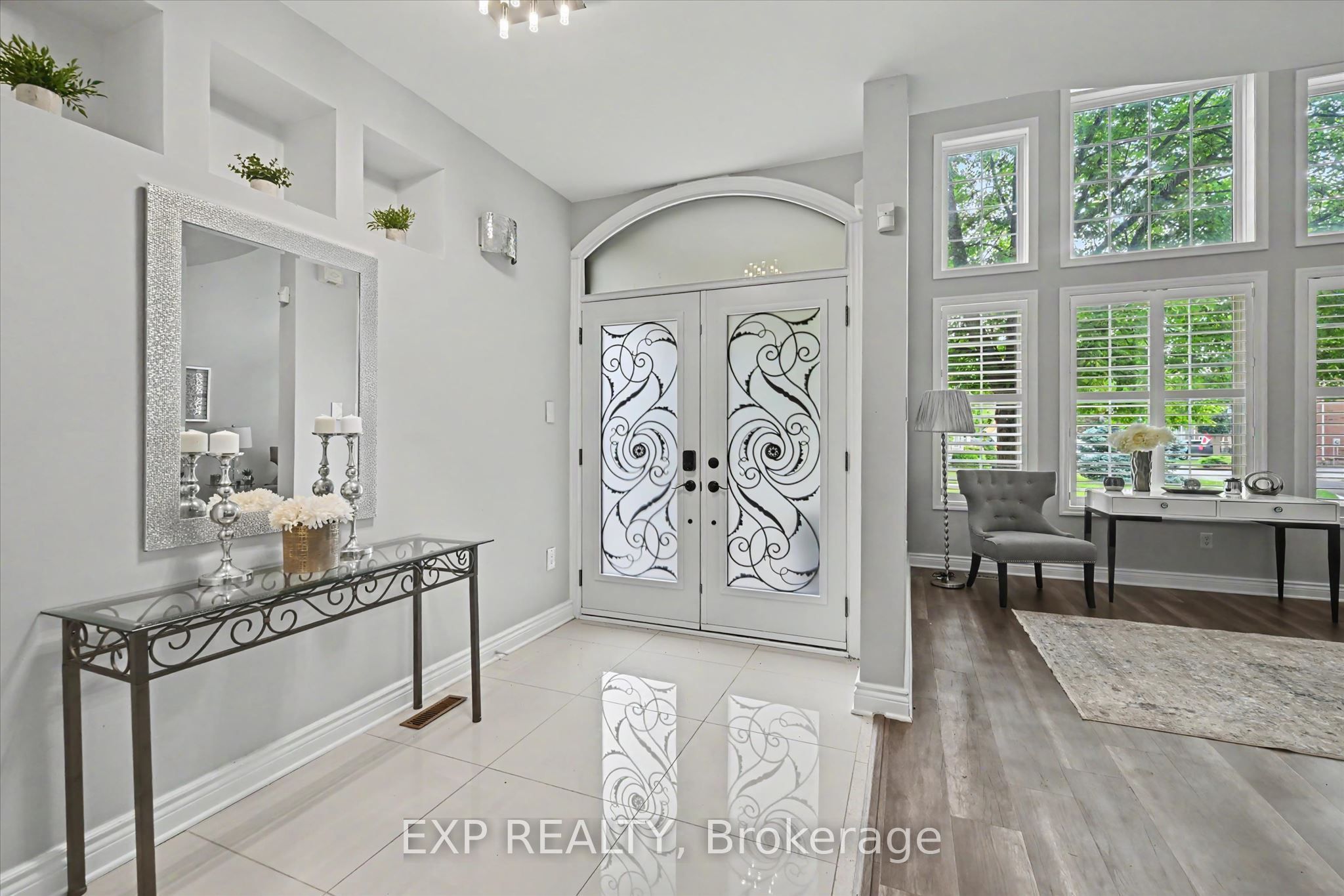 2376 Oakhaven Drive, Oakville, ON L6M 4A4 photo 3