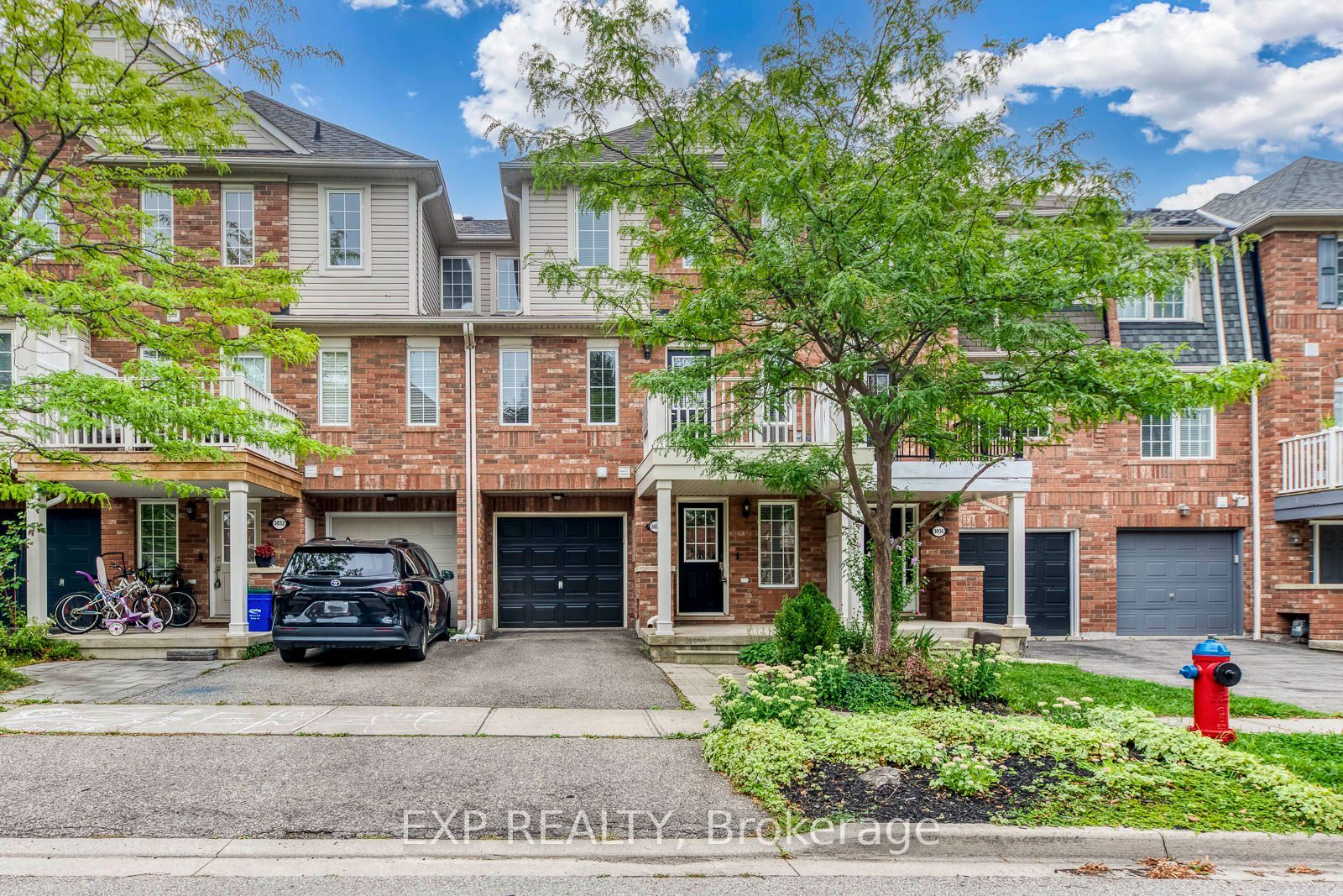 3034 Dewridge Avenue, Oakville, ON L6M 5H9 photo 2