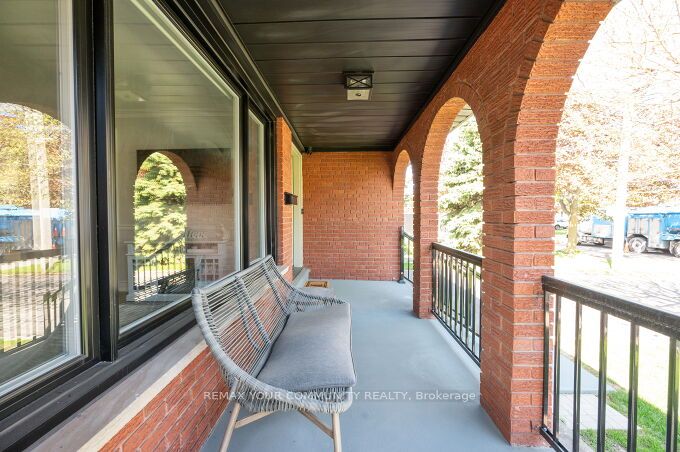 19 Hamer Boulevard, Toronto, ON M9R 4A8 photo 5