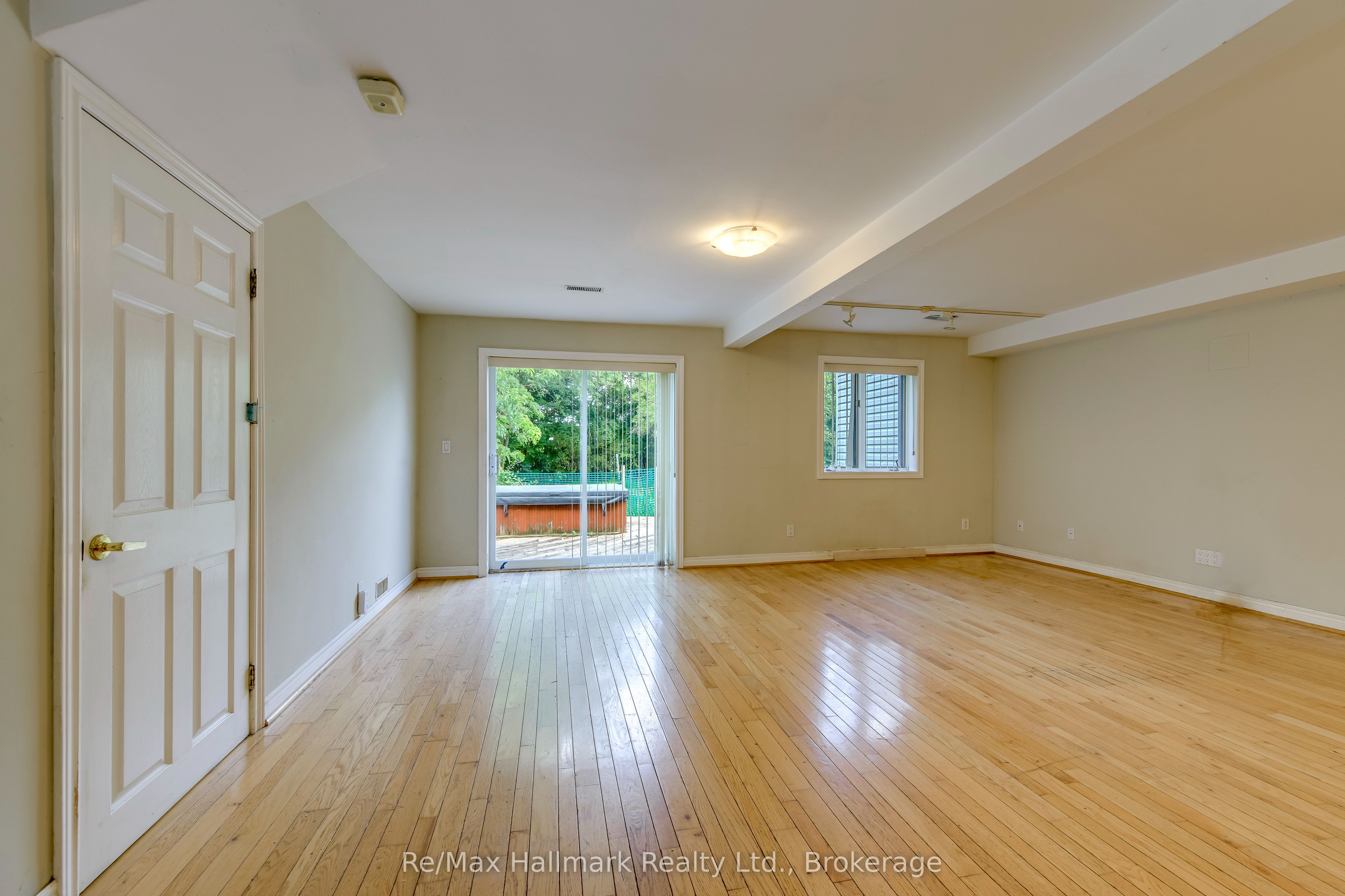 235 Tweedsdale Crescent, Oakville, ON L6L 4P8 photo 5