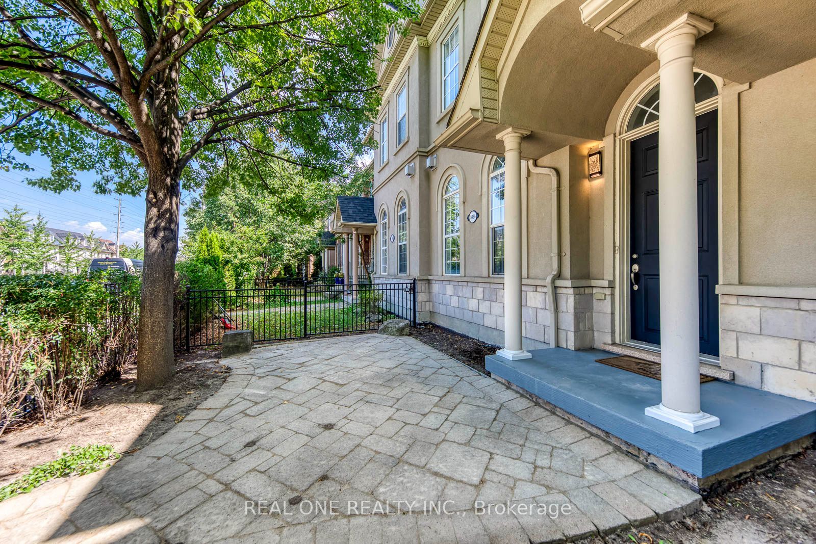 3486 Eglinton Avenue W, Mississauga, ON L5M 7P4 photo 3
