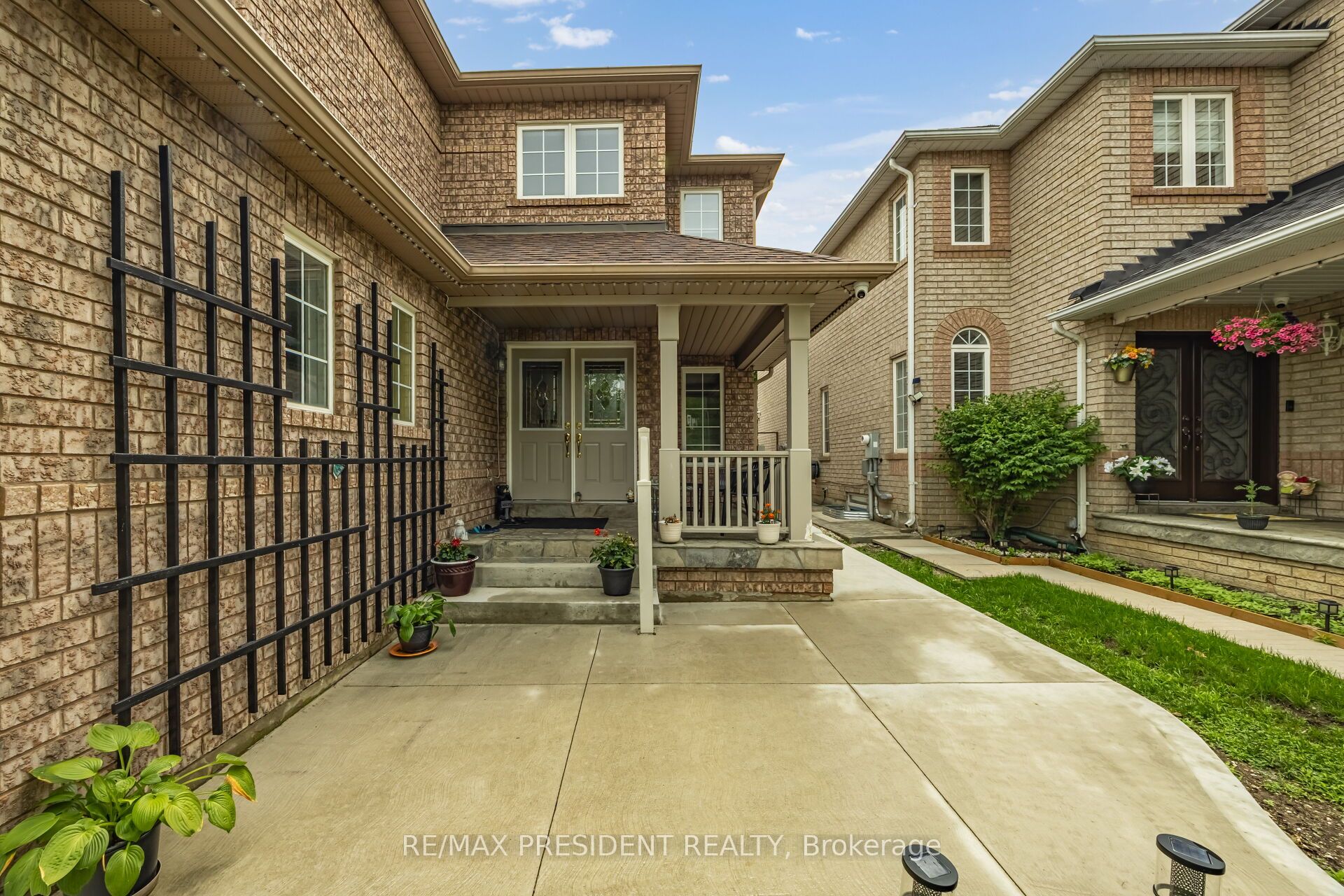 14 Baybrook Road, Brampton, ON L7A 1M1 photo 3