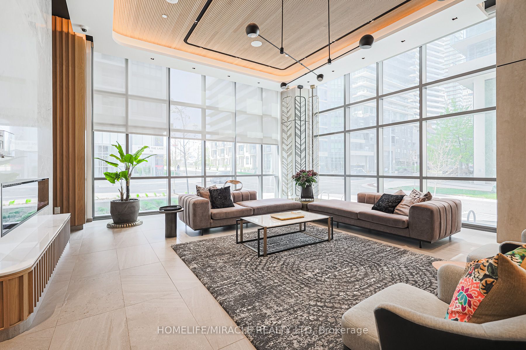 65 Annie Craig Drive 1110, Toronto, ON M8V 0C4 photo 5