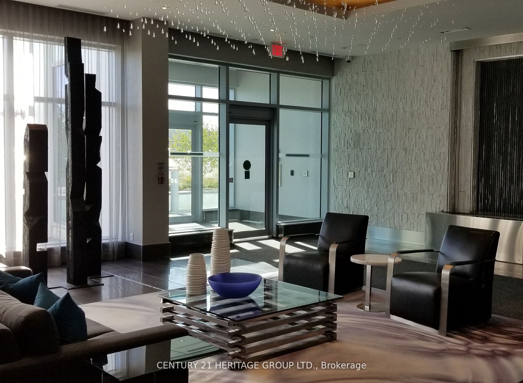 55 Speers Road 1706, Oakville, ON L6K 3R6 photo 4