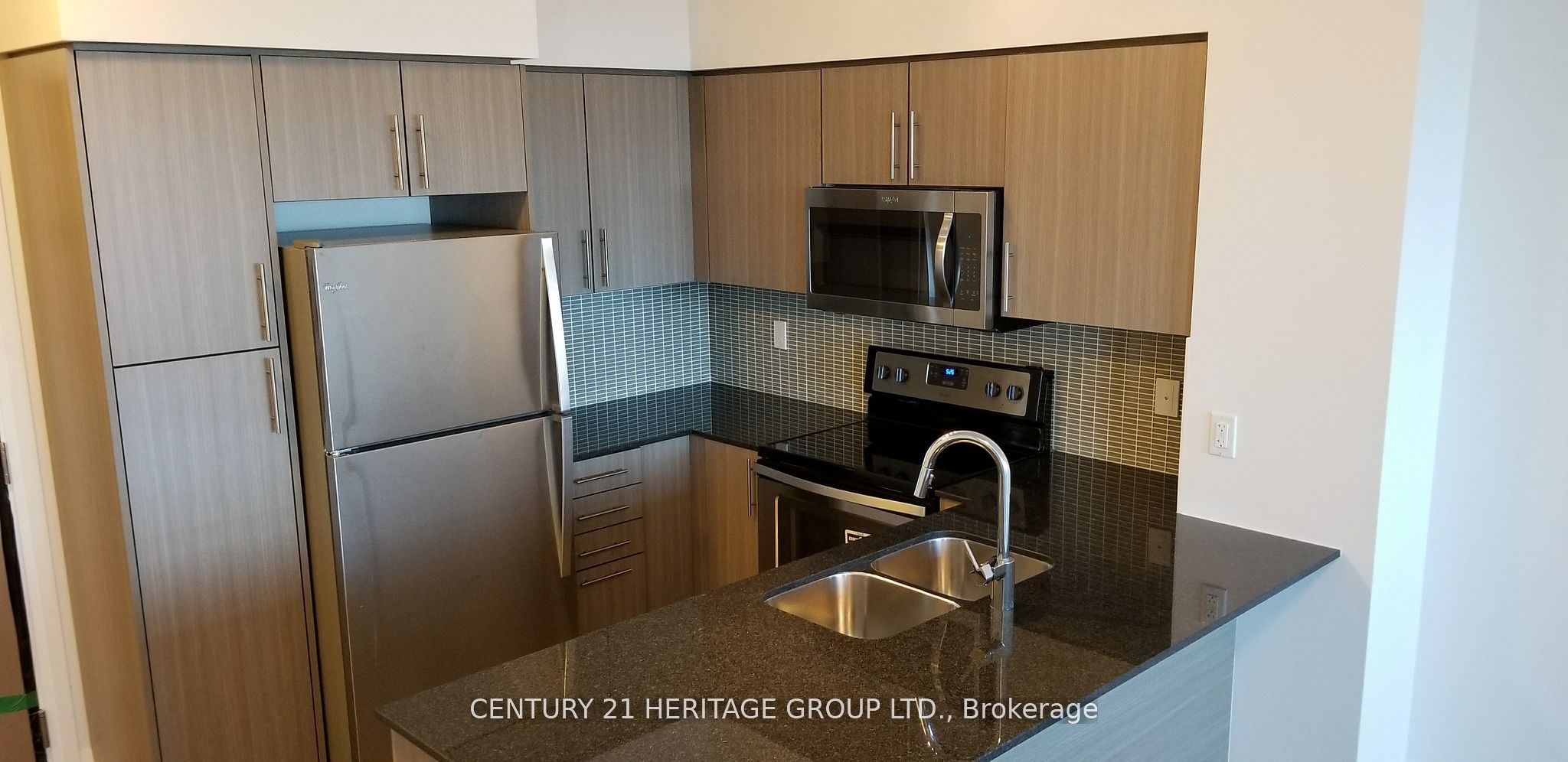 55 Speers Road 1706, Oakville, ON L6K 3R6 photo 5