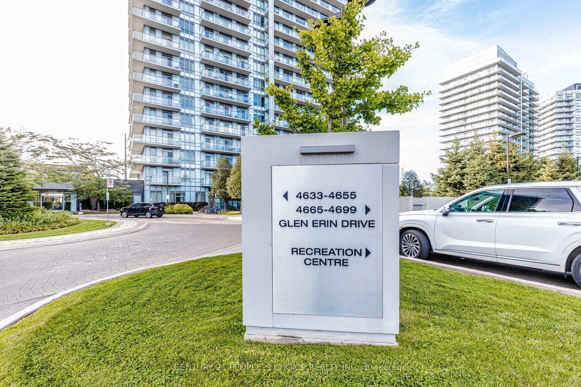 4655 Glen Erin Drive 1105, Mississauga, ON L5M 0Z1