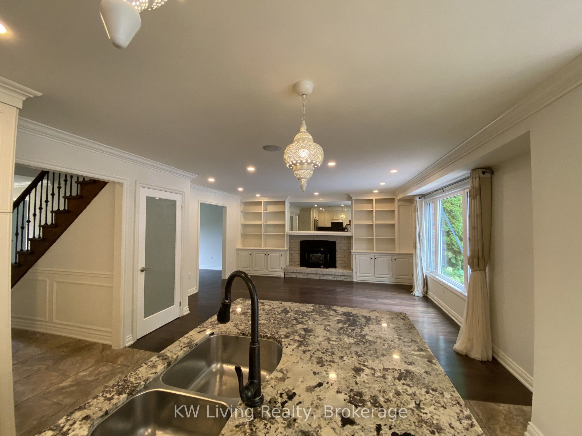 3241 Shoreline Drive E, Oakville, ON L6L 5Z1 photo 5