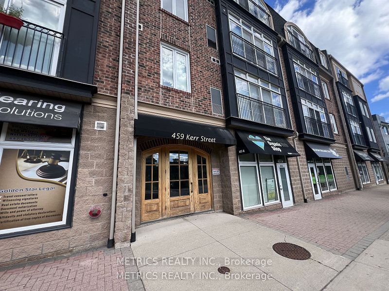 459 Kerr Street 201, Oakville, ON L6K 3C2 photo 2