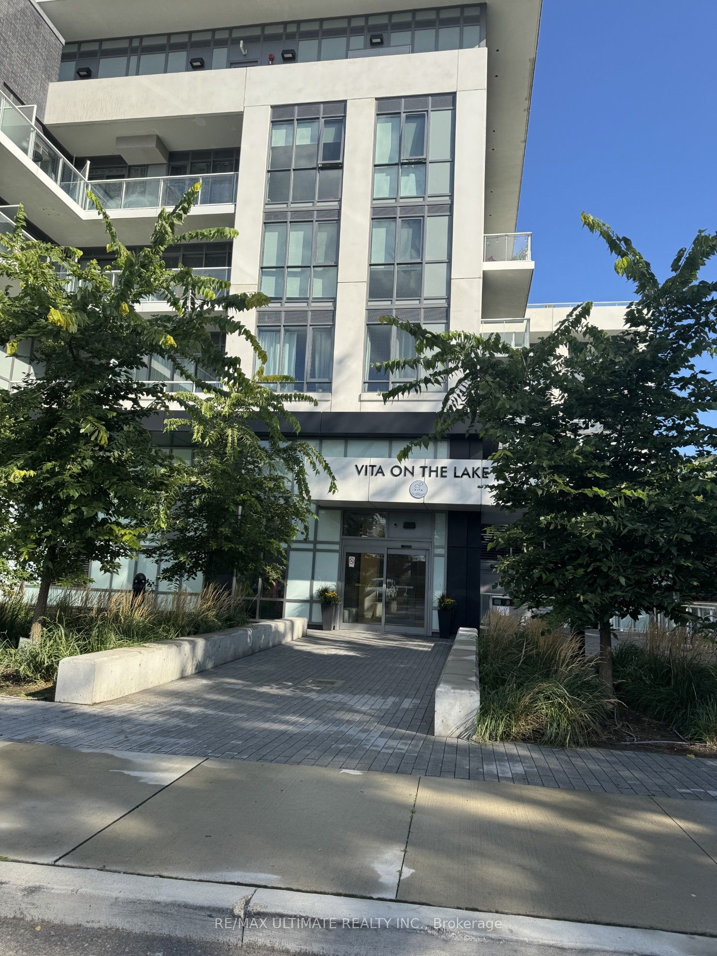 70 Annie Craige Drive 409, Toronto, ON M8V 0G2 photo 2