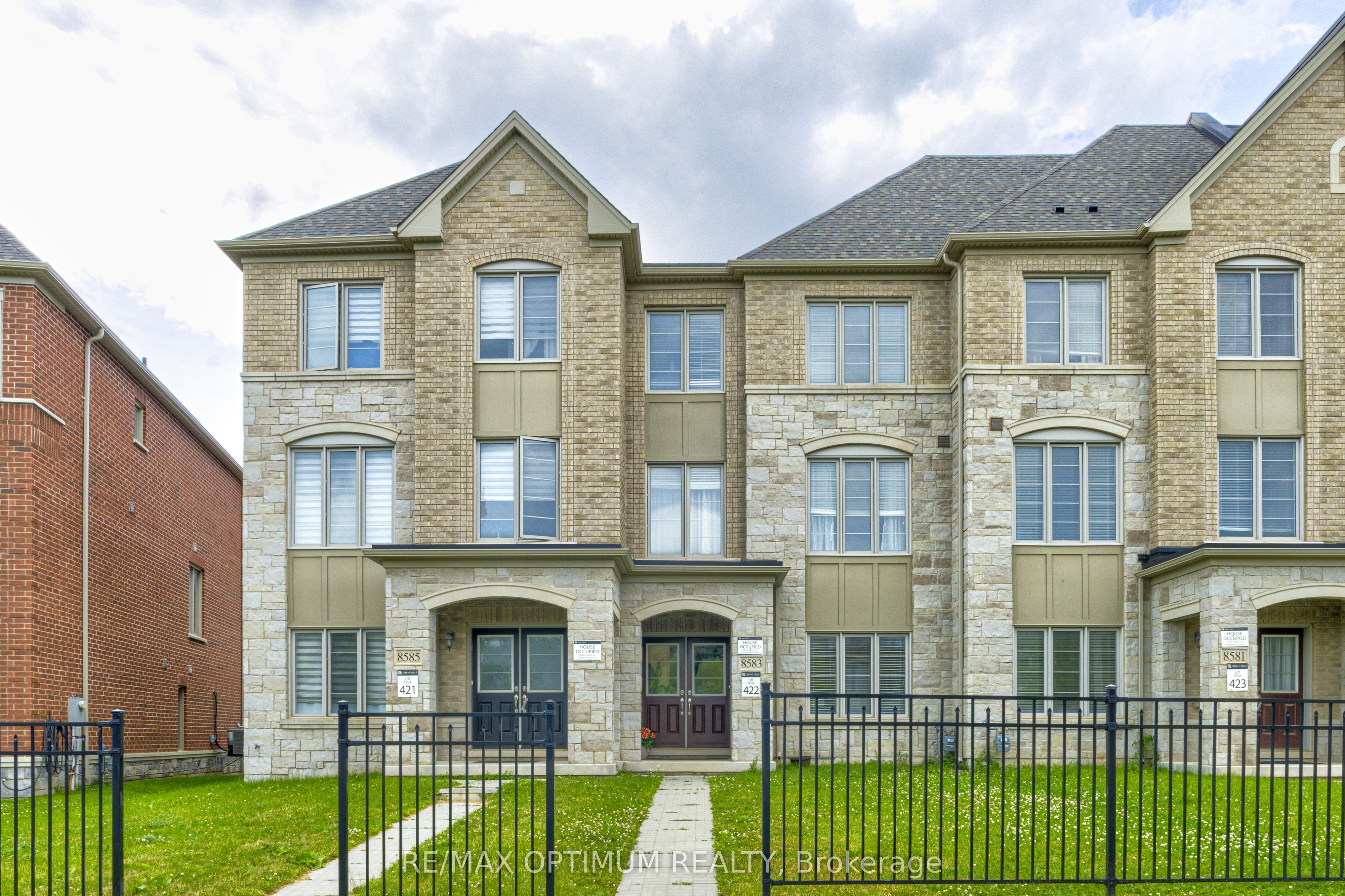 8583 Financial Drive, Brampton, ON L6Y 6C4