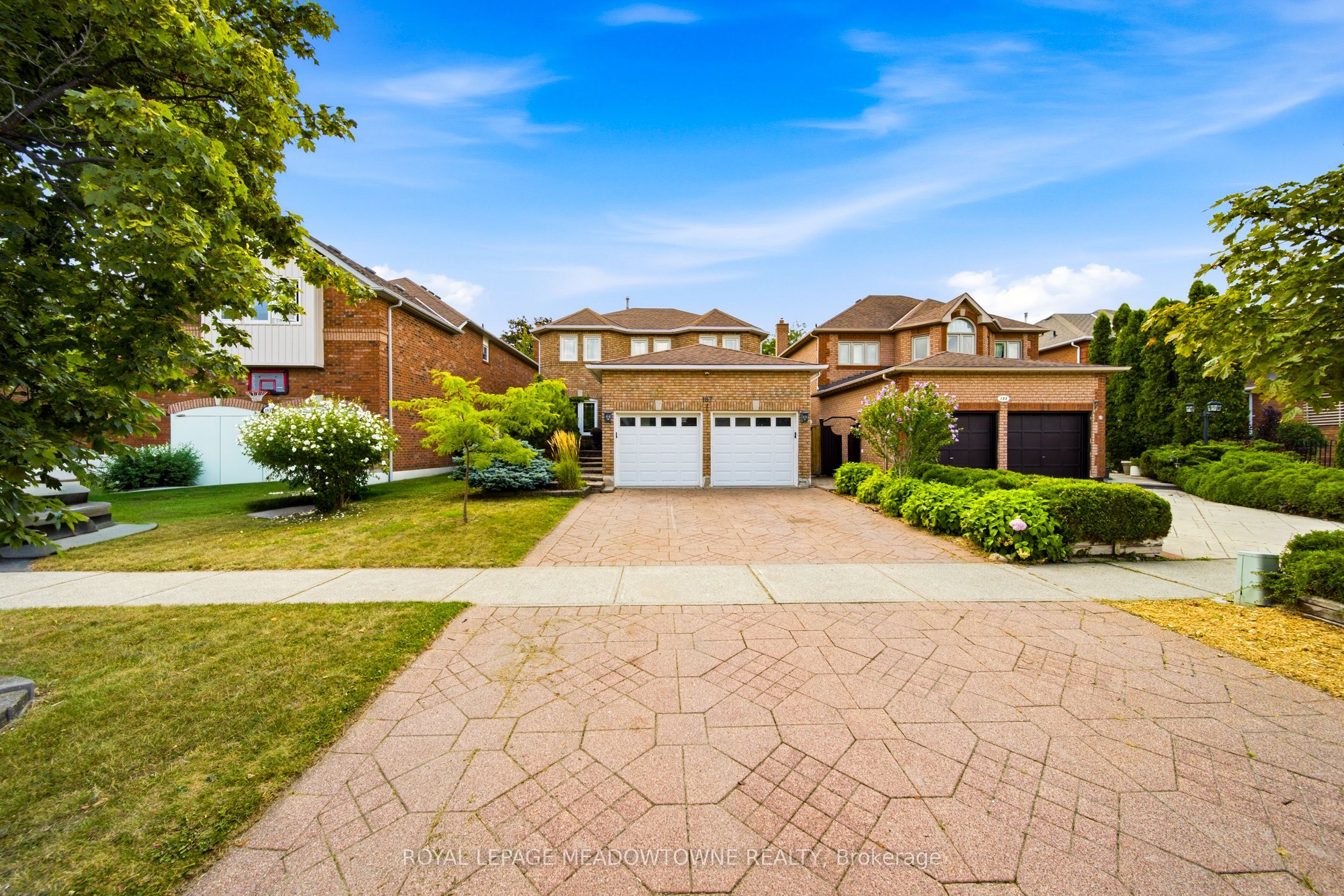 187 Barber Drive, Halton Hills, ON L7G 5L5 photo 2