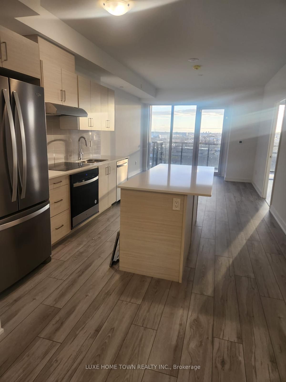 1035 Southdown Road 910, Mississauga, ON L5J 0A2 photo 3