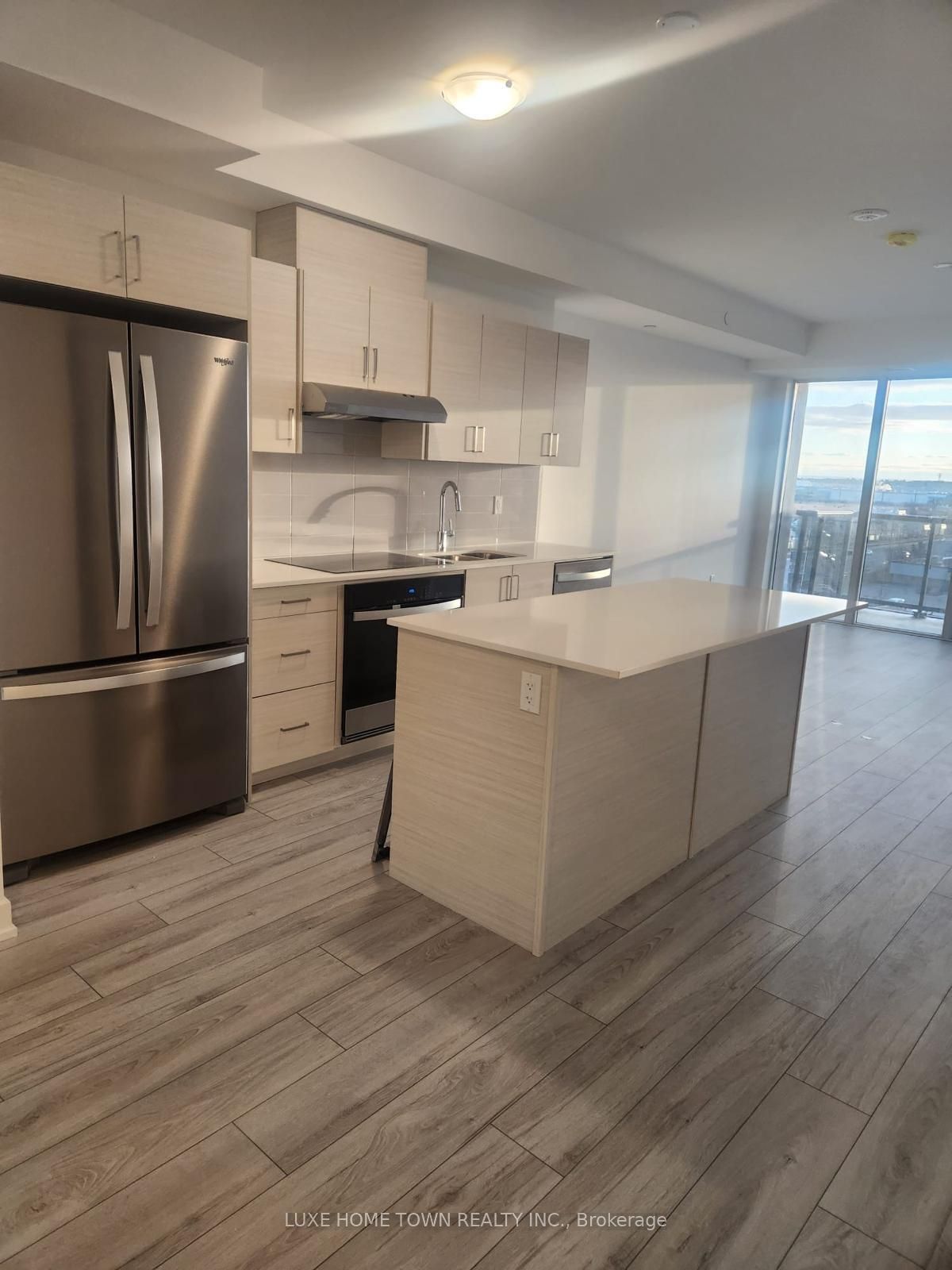 1035 Southdown Road 910, Mississauga, ON L5J 0A2 photo 4