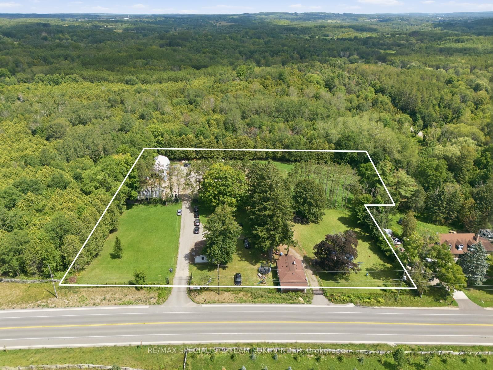 17043 The Gore Road, Caledon, ON L7E 0X6