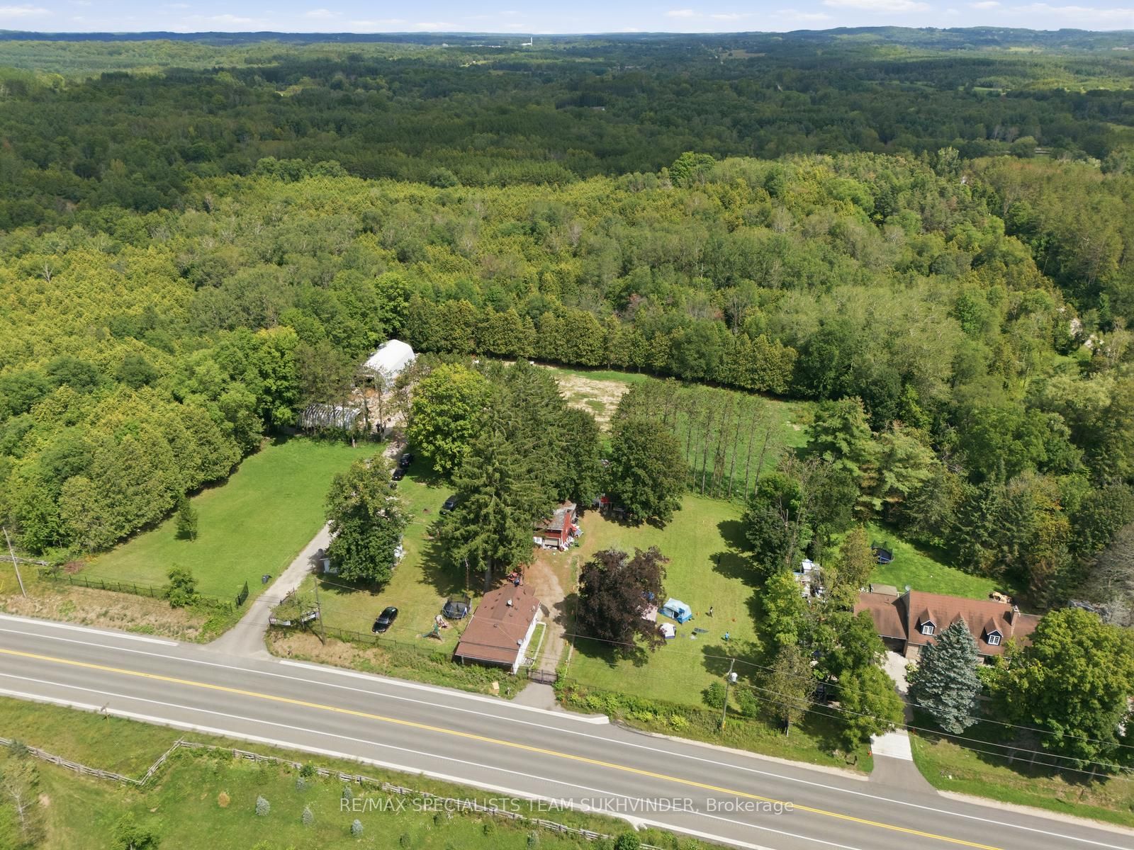 17043 The Gore Road, Caledon, ON L7E 0X6 photo 3