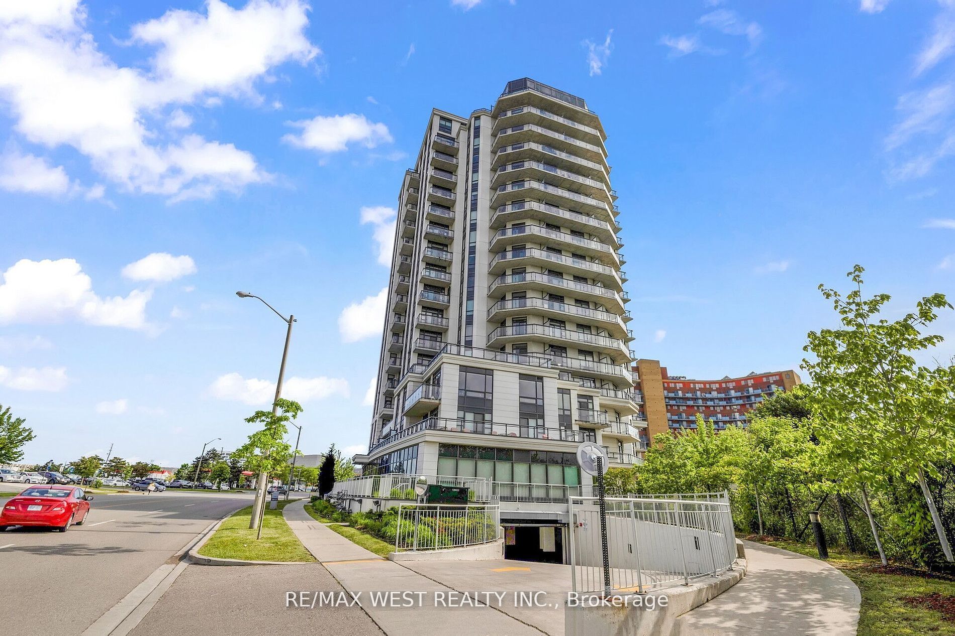 840 Queens Plate Drive 1211, Toronto, ON M9W 0E7 photo 5