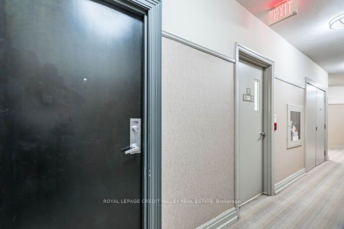 388 Prince Of Wales Drive 1706, Mississauga, ON L5B 0A1 photo 5