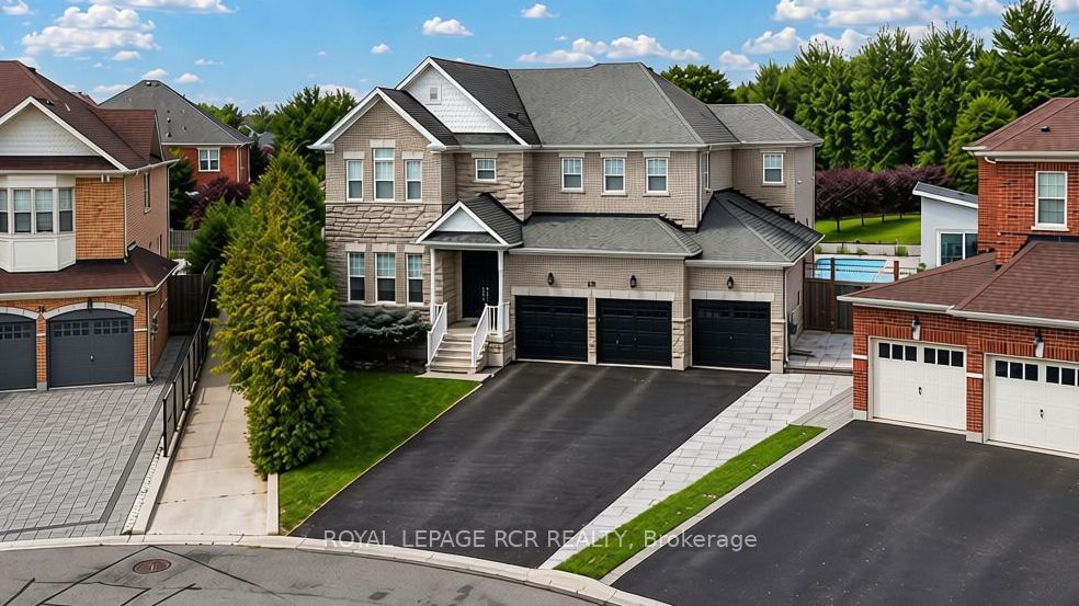 28 Billy Court, Caledon, ON L7C 3X3 photo 2