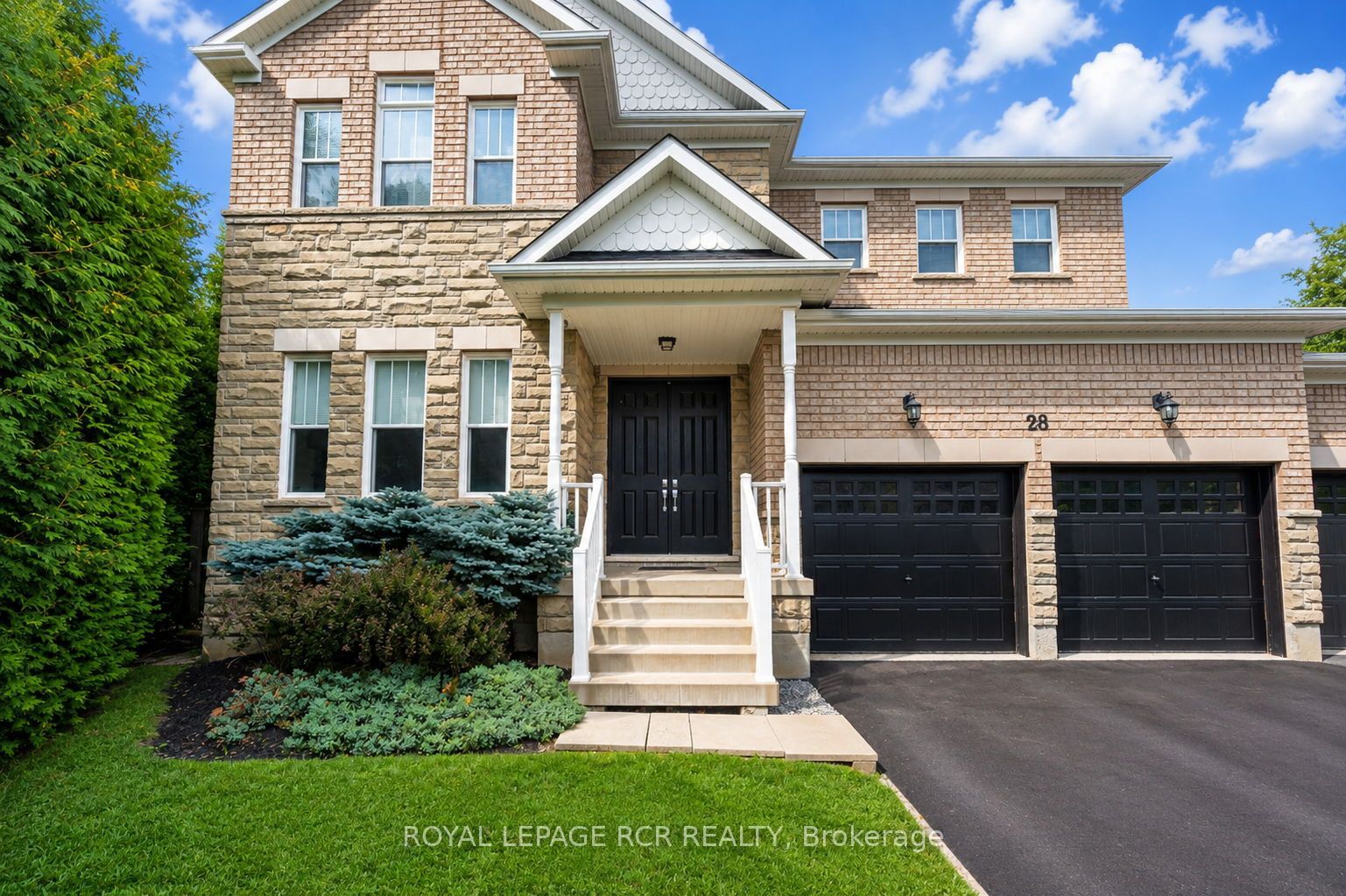 28 Billy Court, Caledon, ON L7C 3X3 photo 4