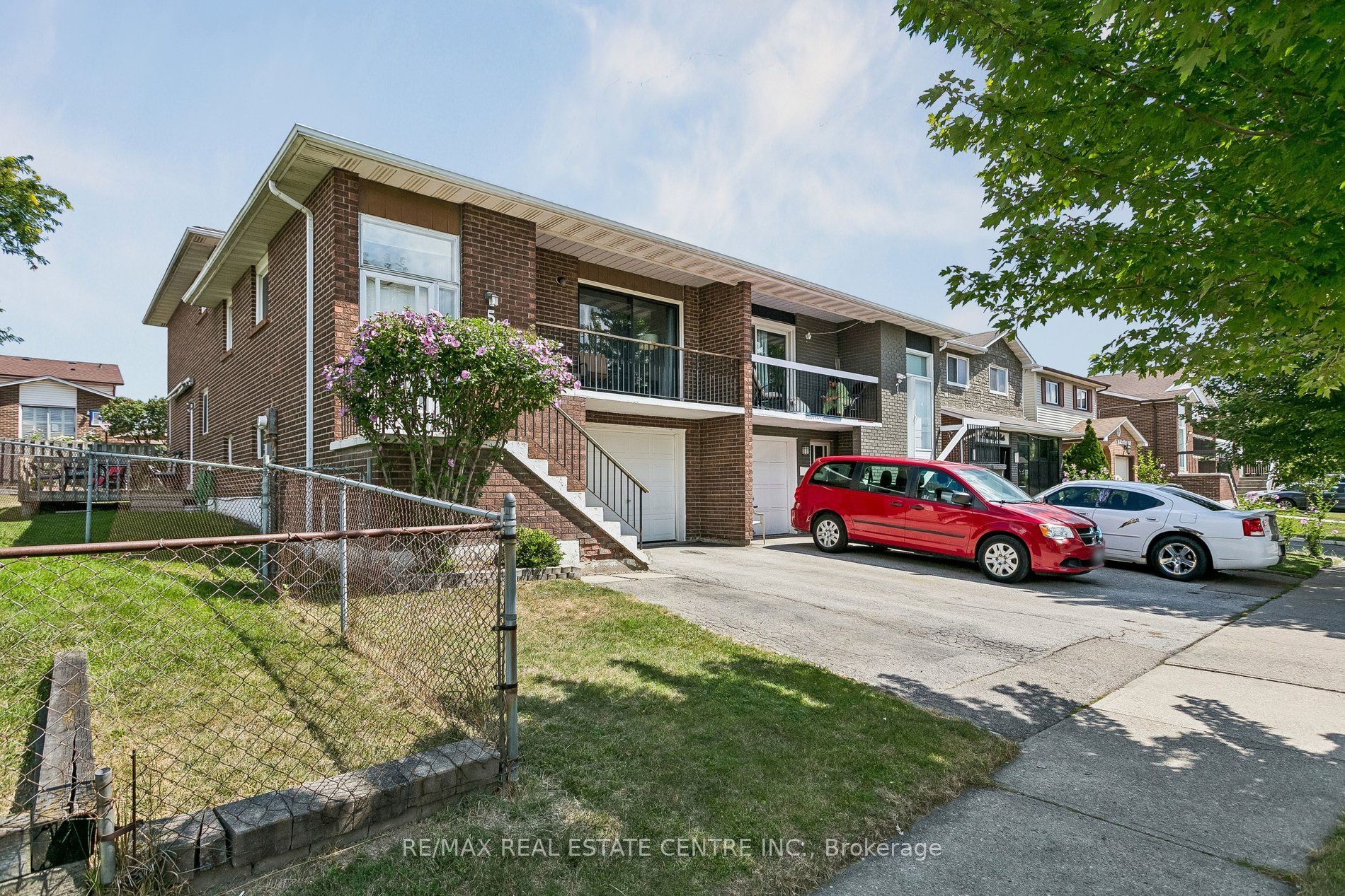 5 Hockley Path, Brampton, ON L6V 3R3 photo 2