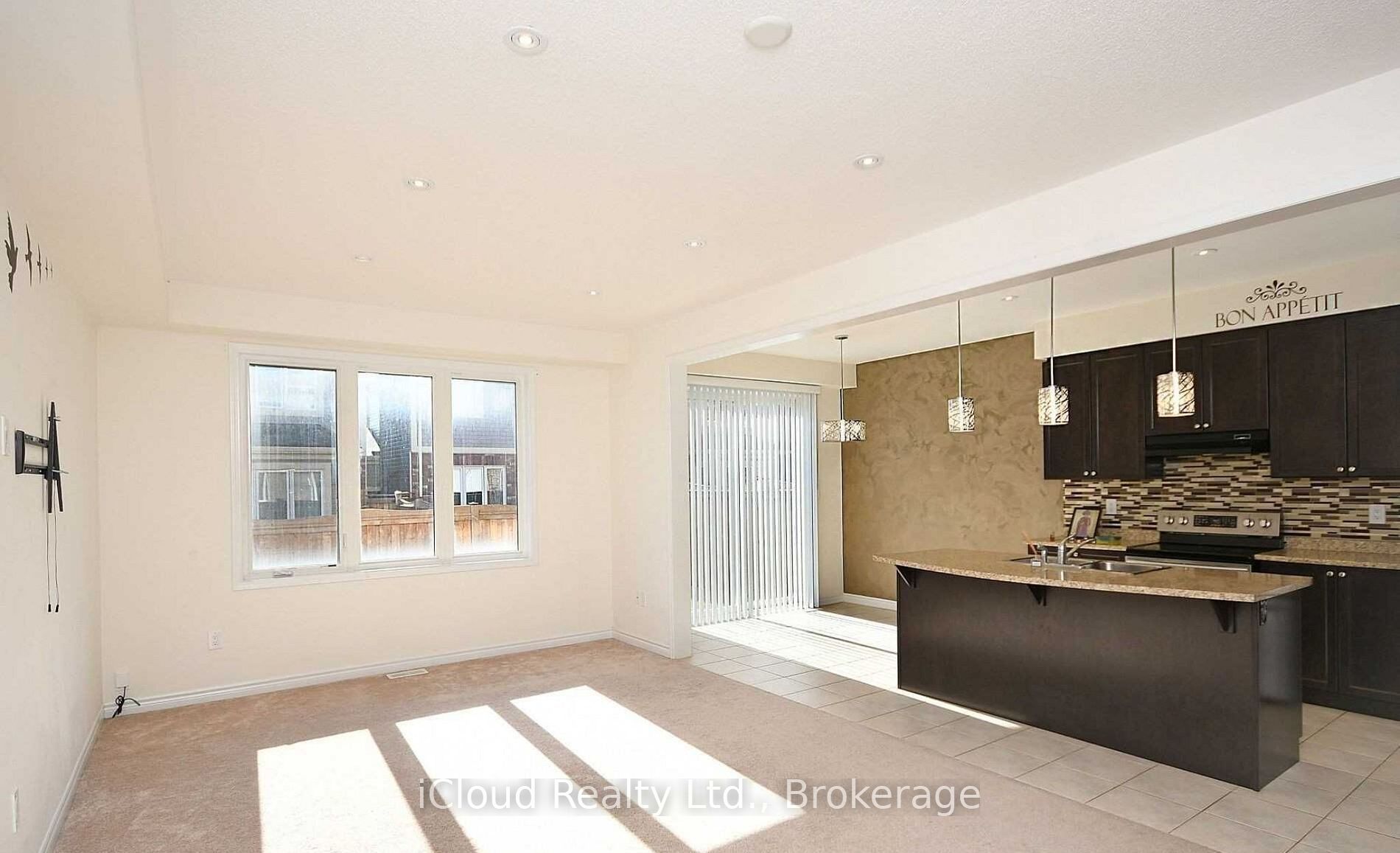 16 Stedford Crescent Upper, Brampton, ON L7A 4P5 photo 4