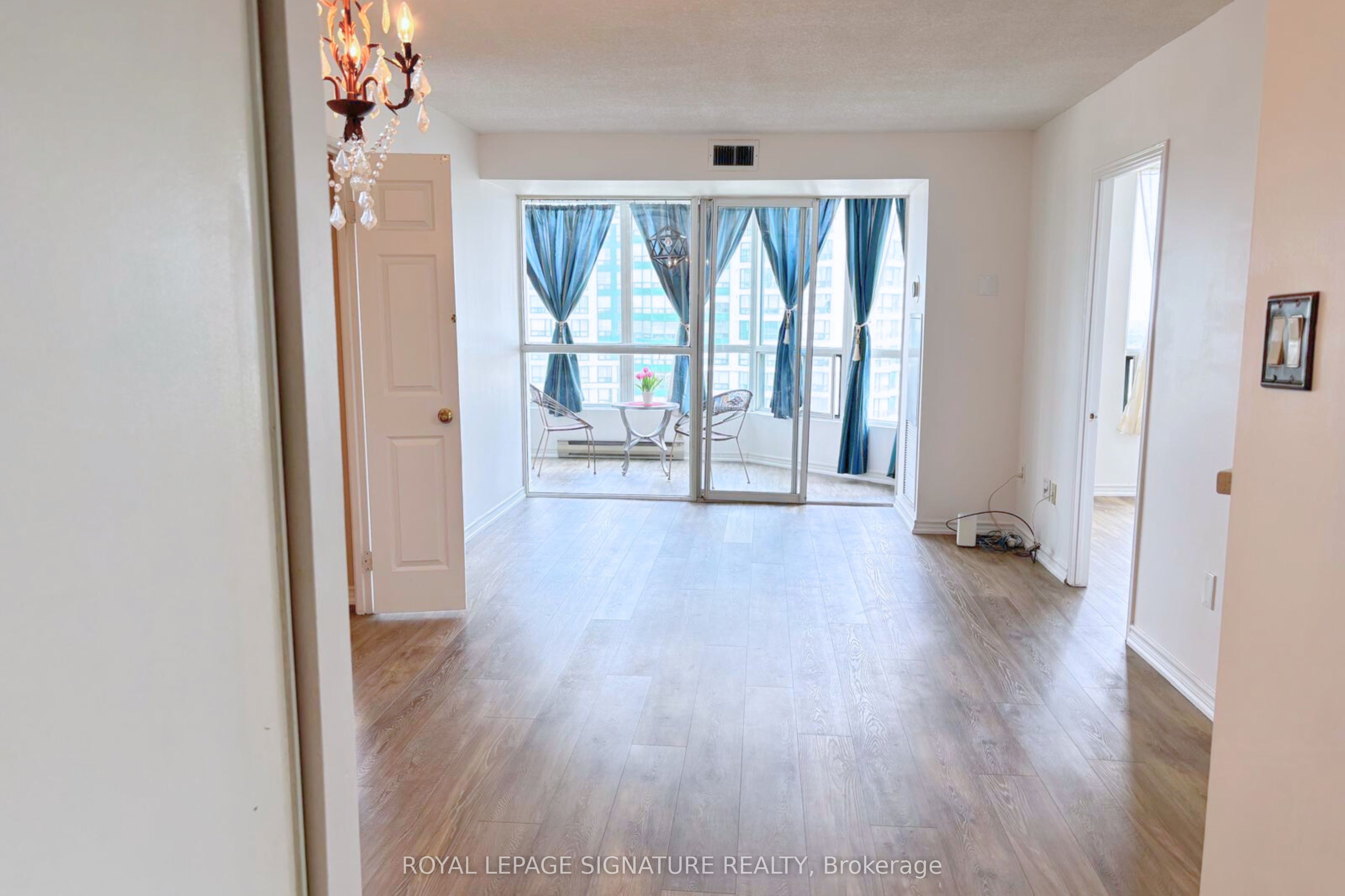 4470 Tucana Court 1405, Mississauga, ON L5R 3K8 photo 4