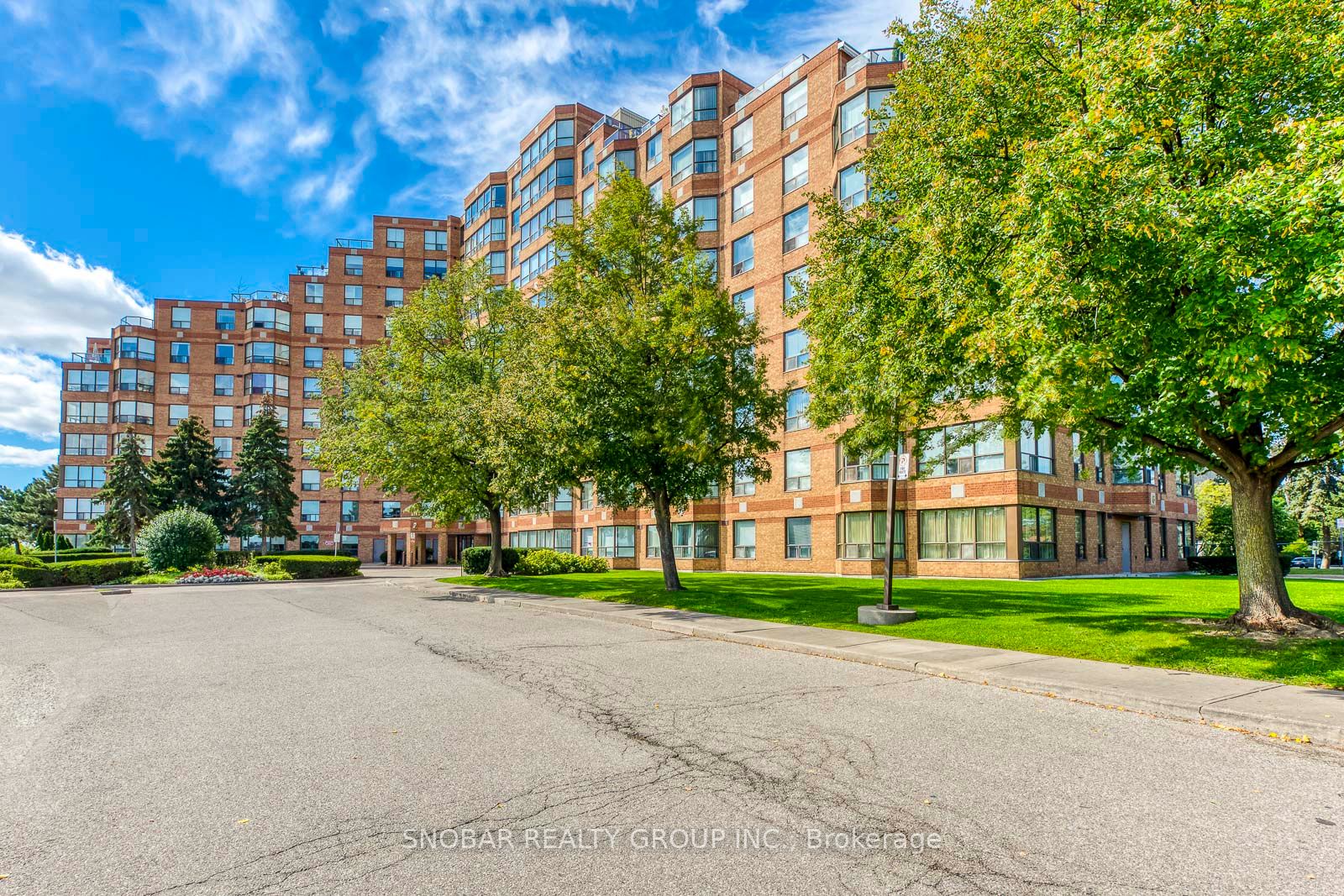 6 Humberline Drive 206, Toronto, ON M9W 6X8 photo 2