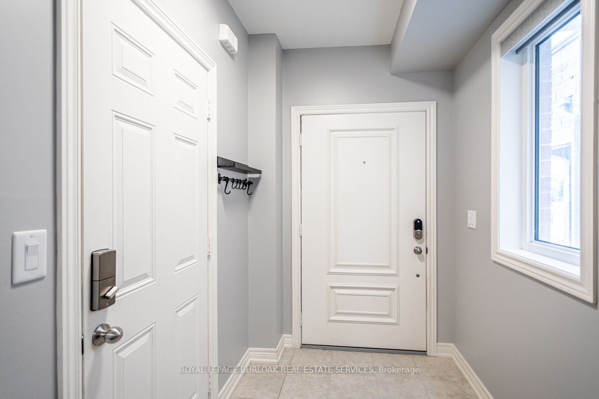 3956 Tufgar Crescent, Burlington, ON L7M 1P8 photo 4