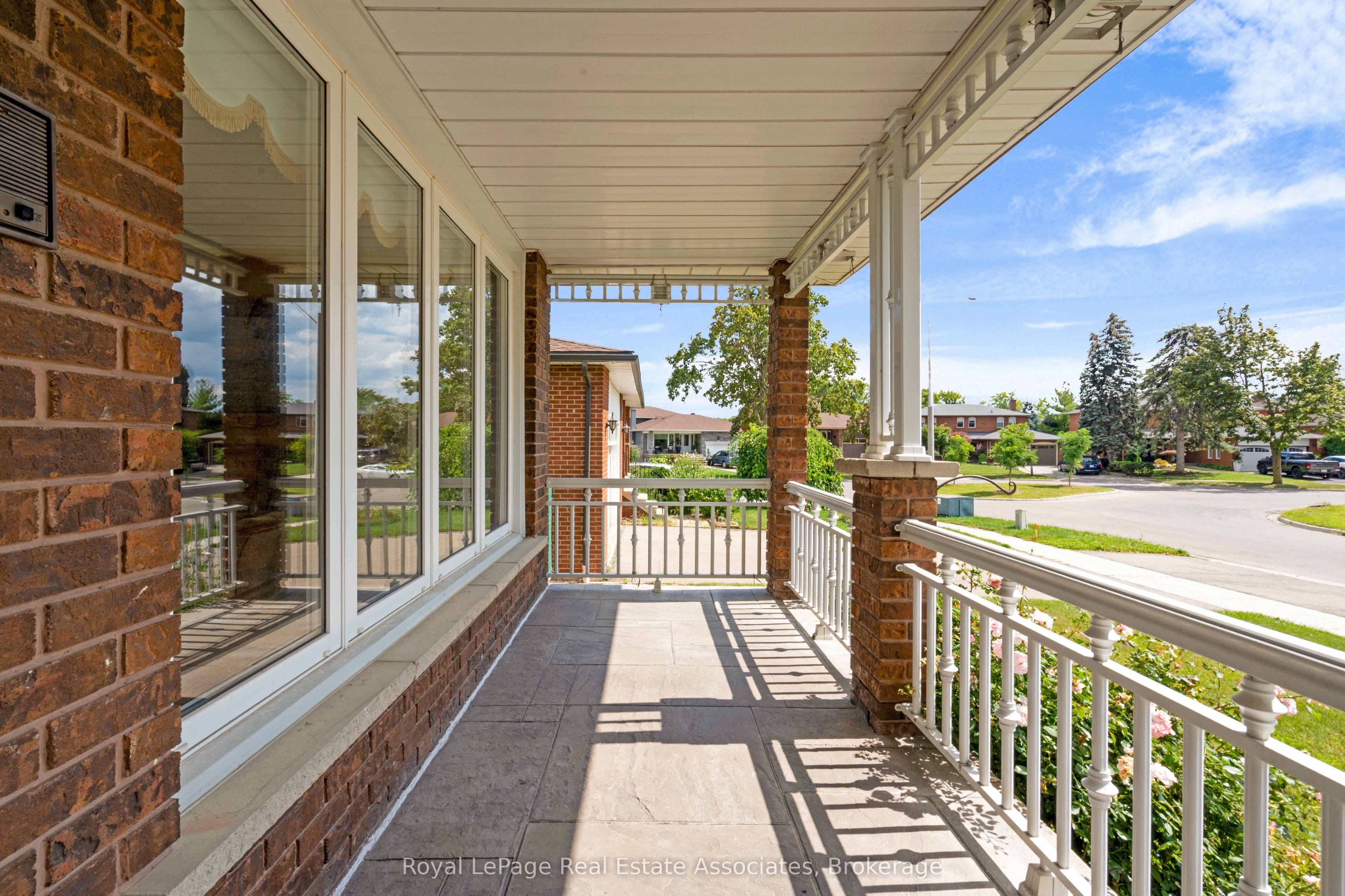 2535 Privet Crescent, Mississauga, ON L5B 2S5 photo 5