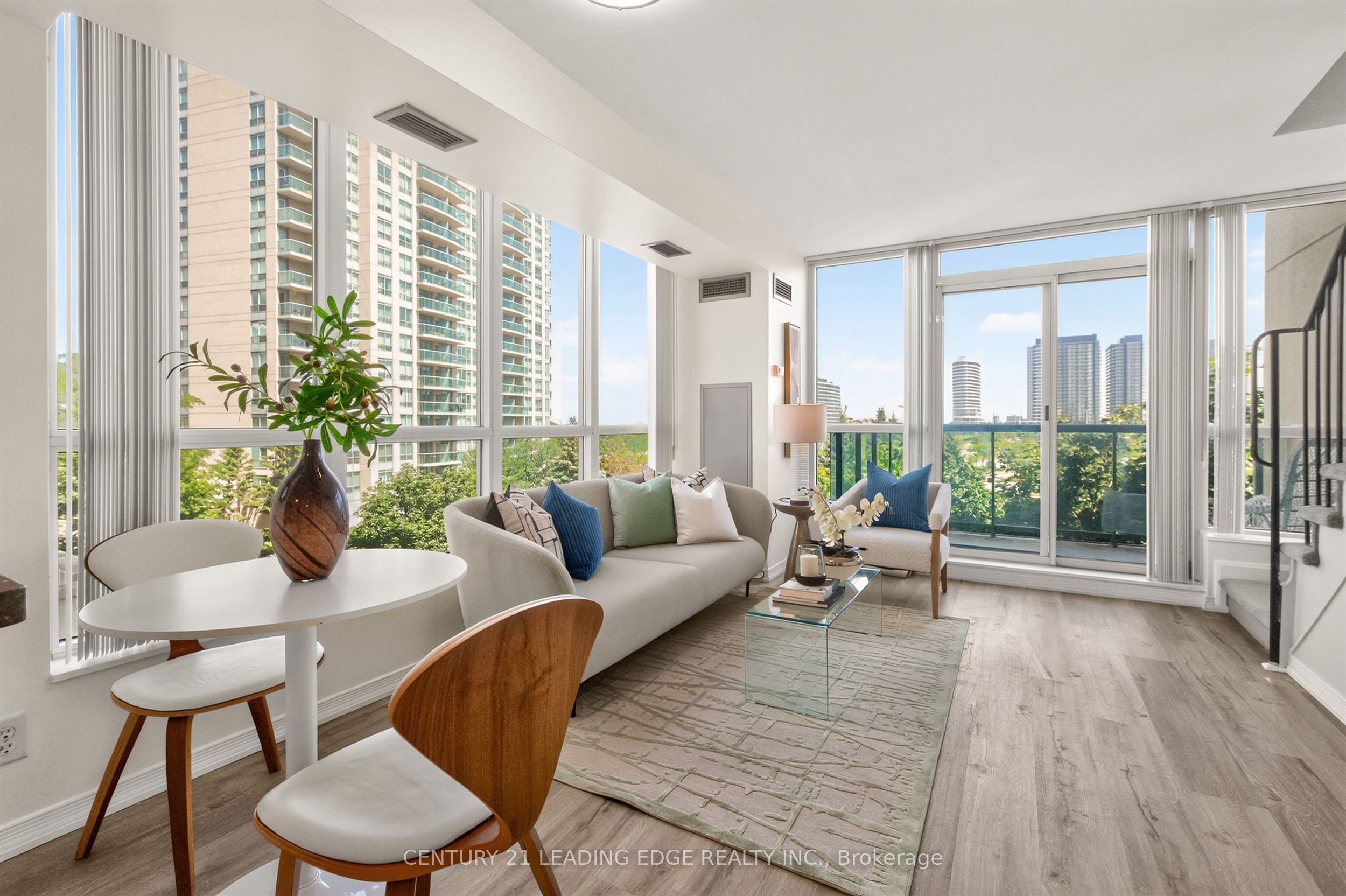 2585 Erin Centre Boulevard 403, Mississauga, ON L5M 6Z7