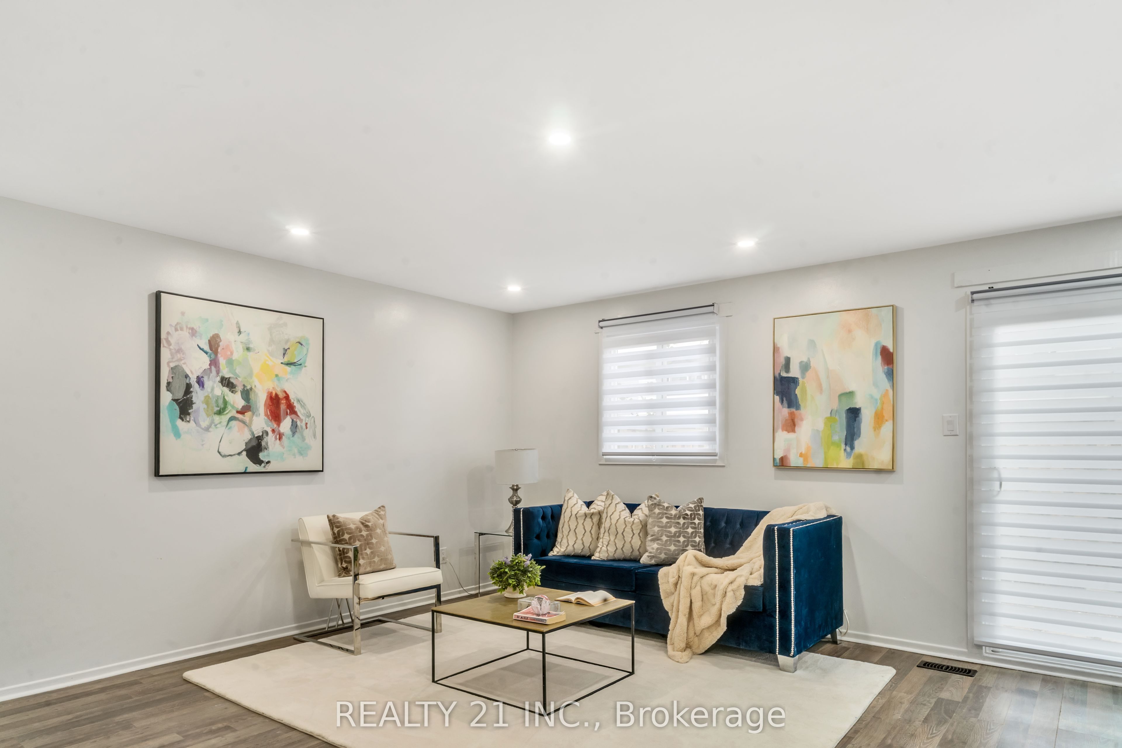 45 Hansen Road N 101, Brampton, ON L6V 3C5