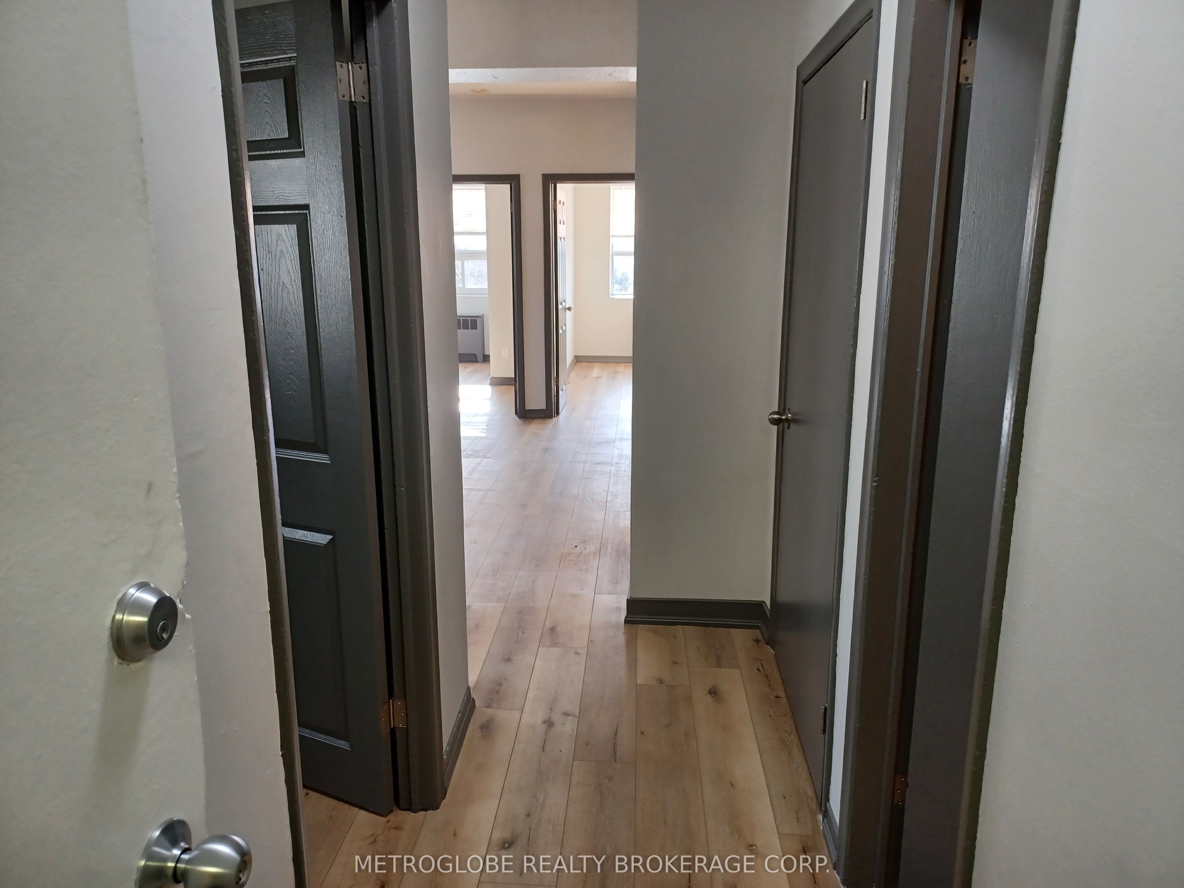 191 Lakeshore Road E 11, Mississauga, ON L5G 1G2 photo 3