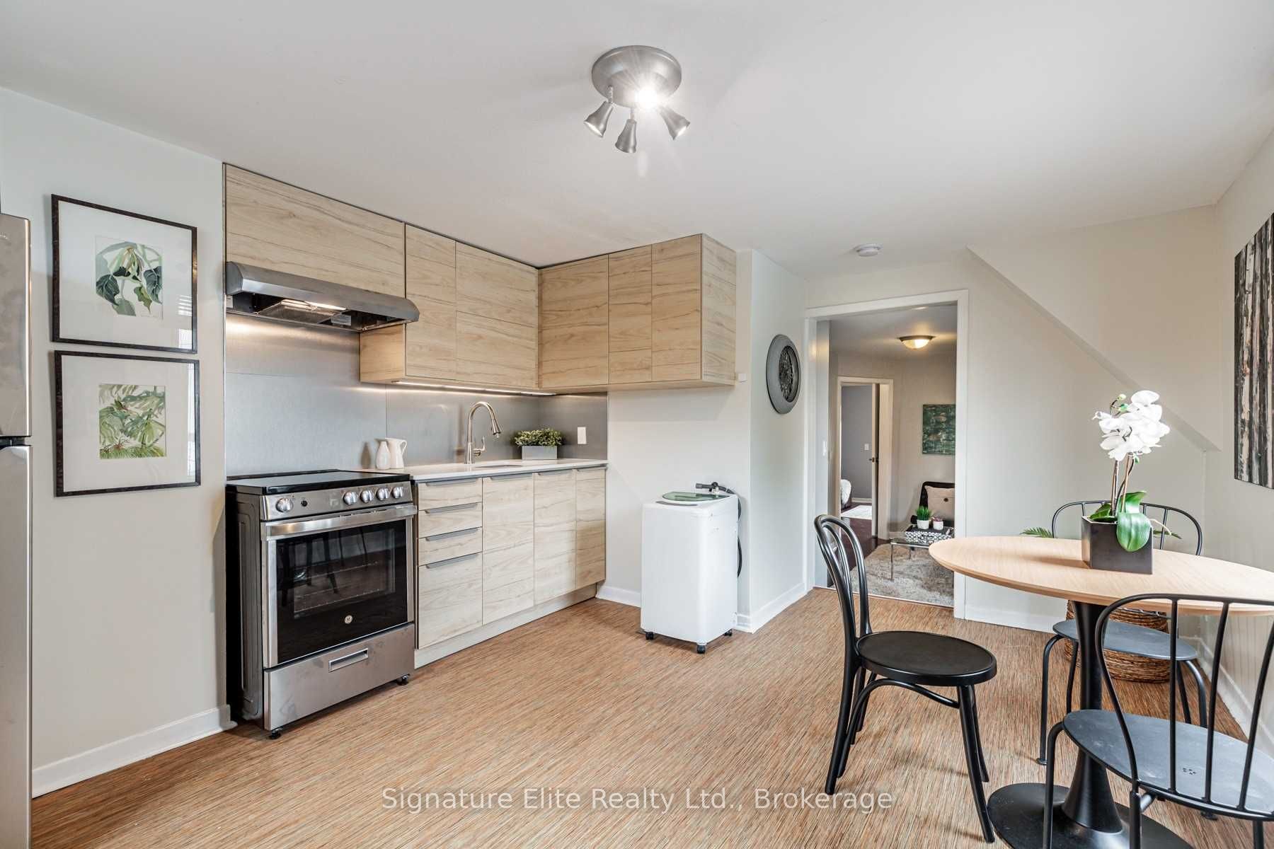 393 Westmoreland Avenue N Upper, Toronto, ON M6H 3A6 photo 2