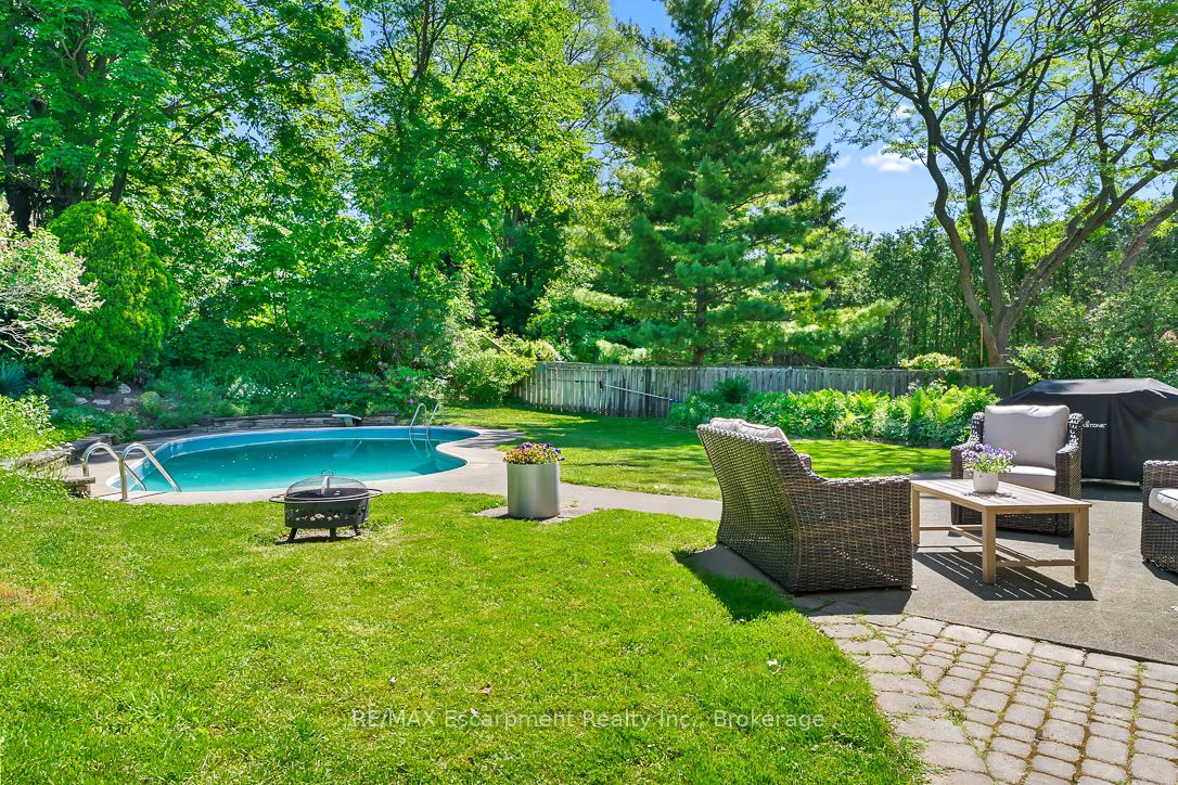 255 Spring Garden Road, Oakville, ON L6L 5H5 photo 3
