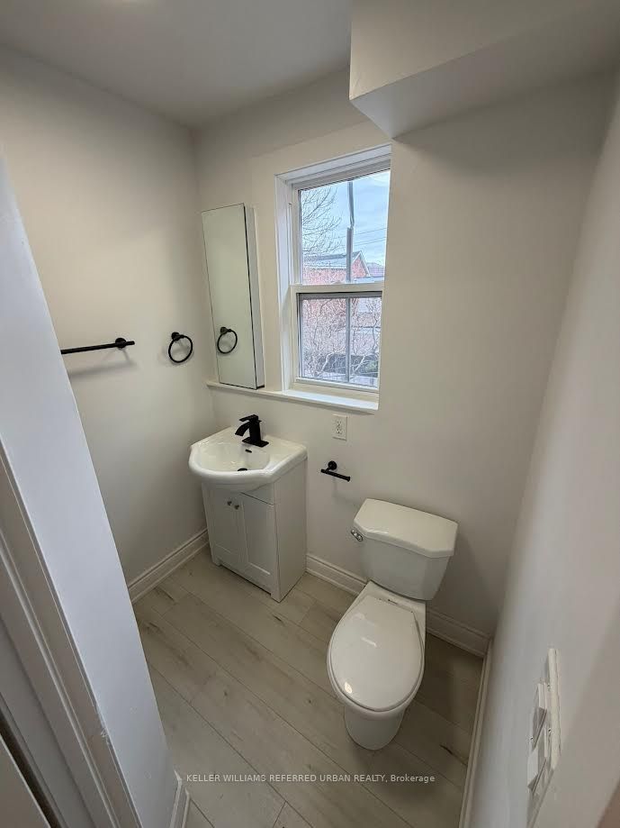 2039 Davenport Road Unit A, Toronto, ON M6N 1C5 photo 5