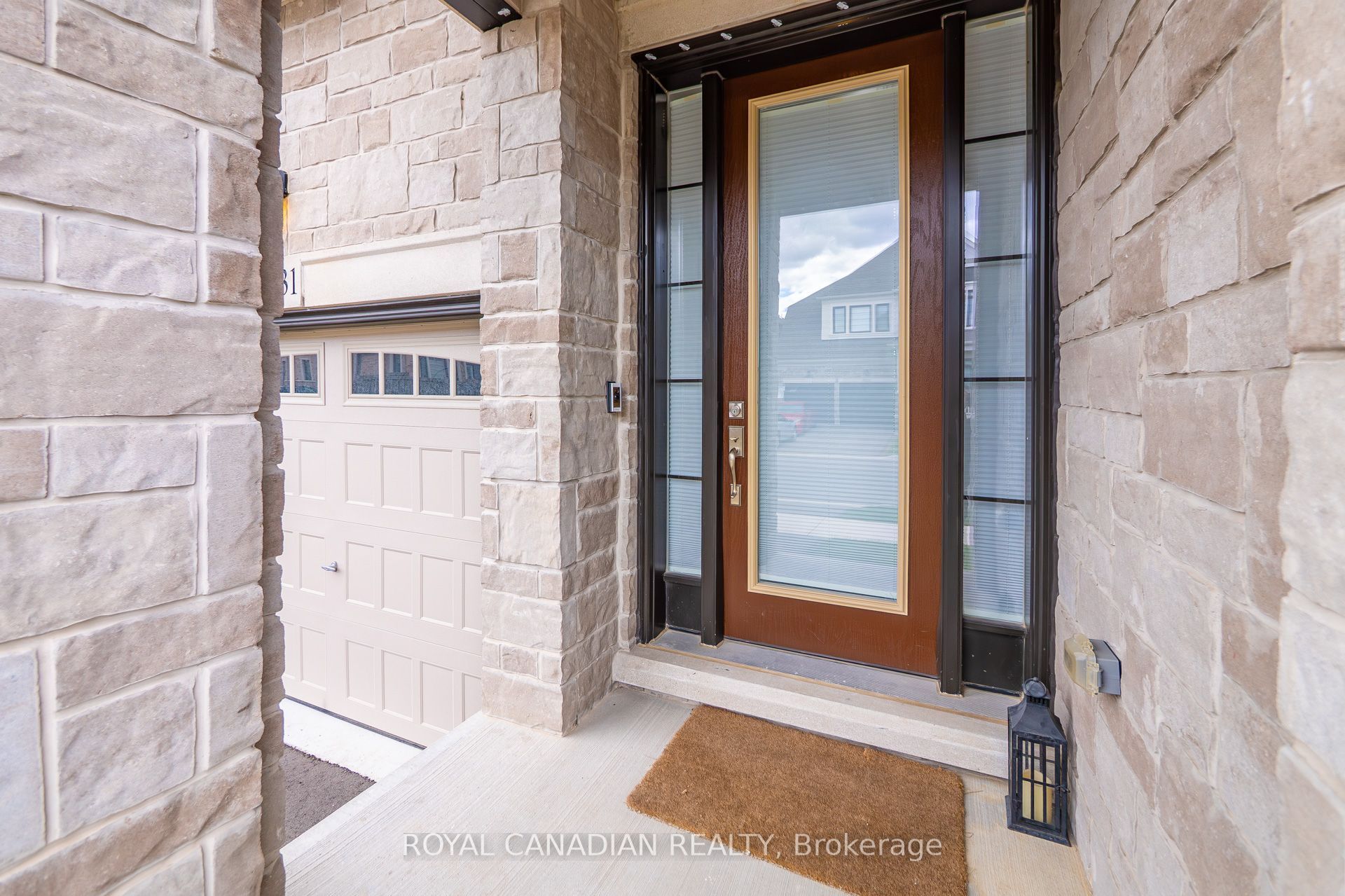1531 Kitchen Court, Milton, ON L9E 1Y7 photo 3