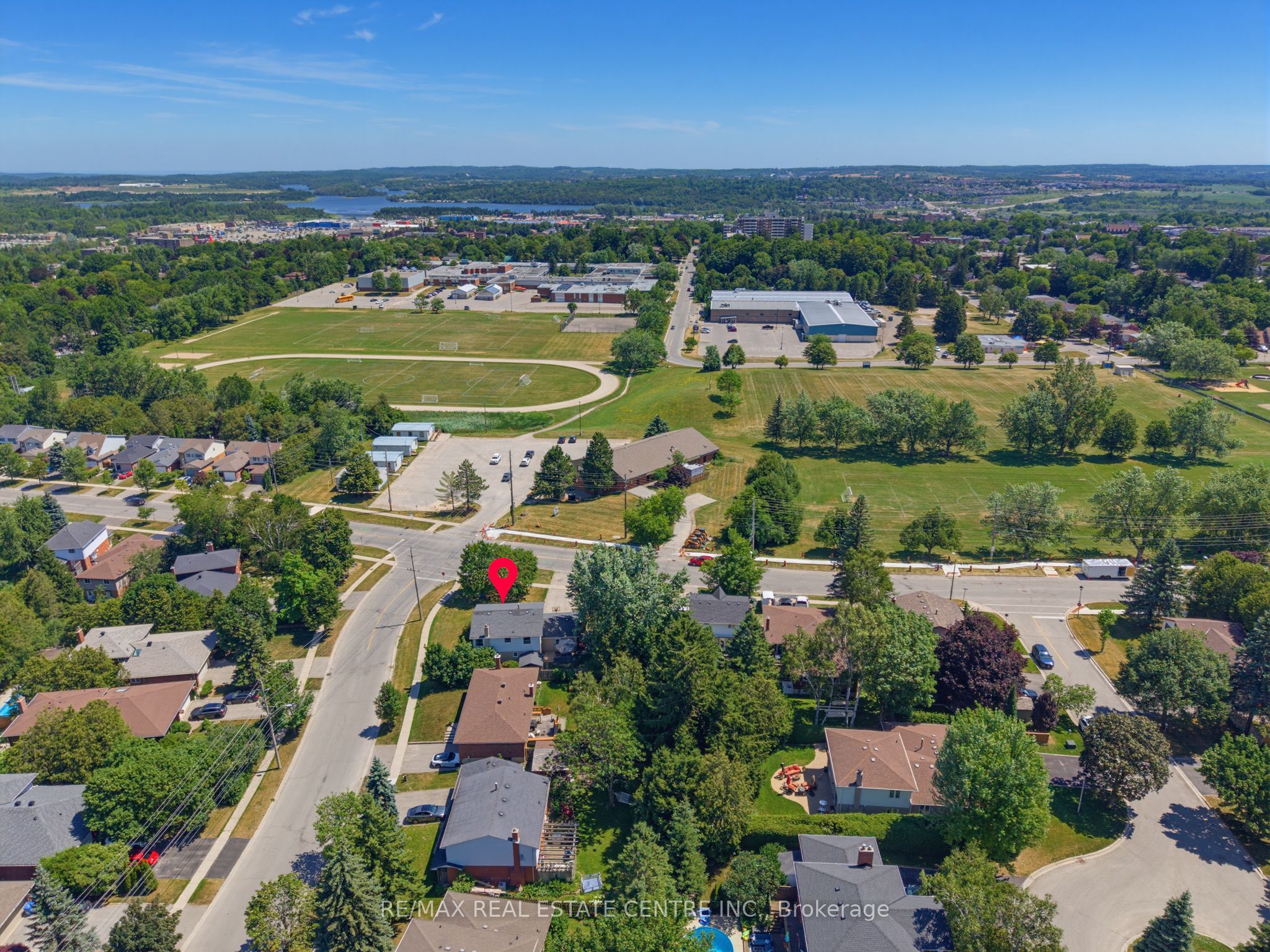 39 Amelia Street, Orangeville, ON L9W 3K7 photo 3
