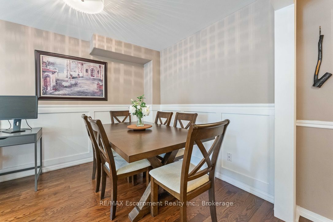 1500 Reeves Gate 1, Oakville, ON L6M 3J4 photo 5