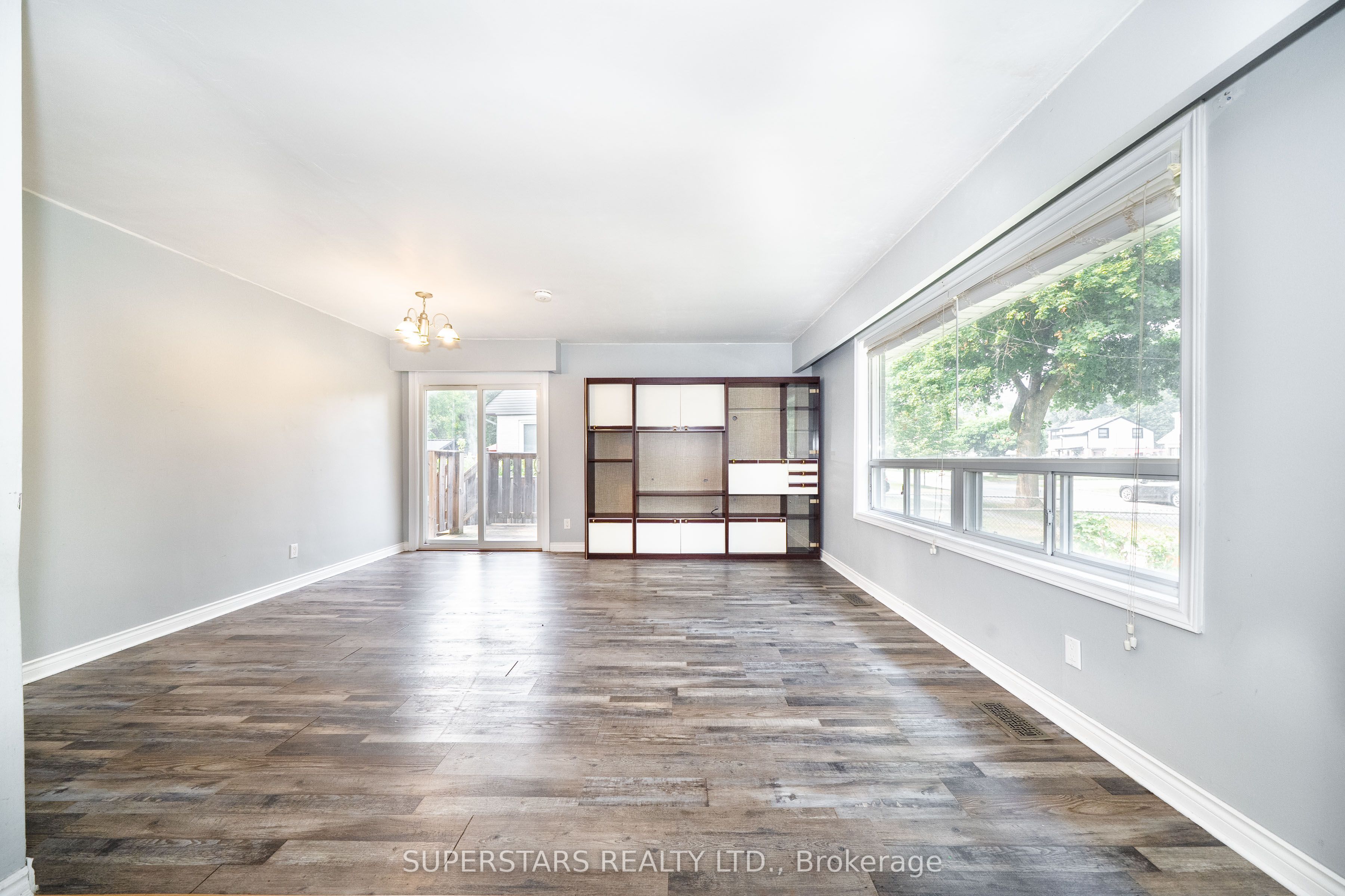 6 Meadowland Drive, Brampton, ON L6W 2R4 photo 5