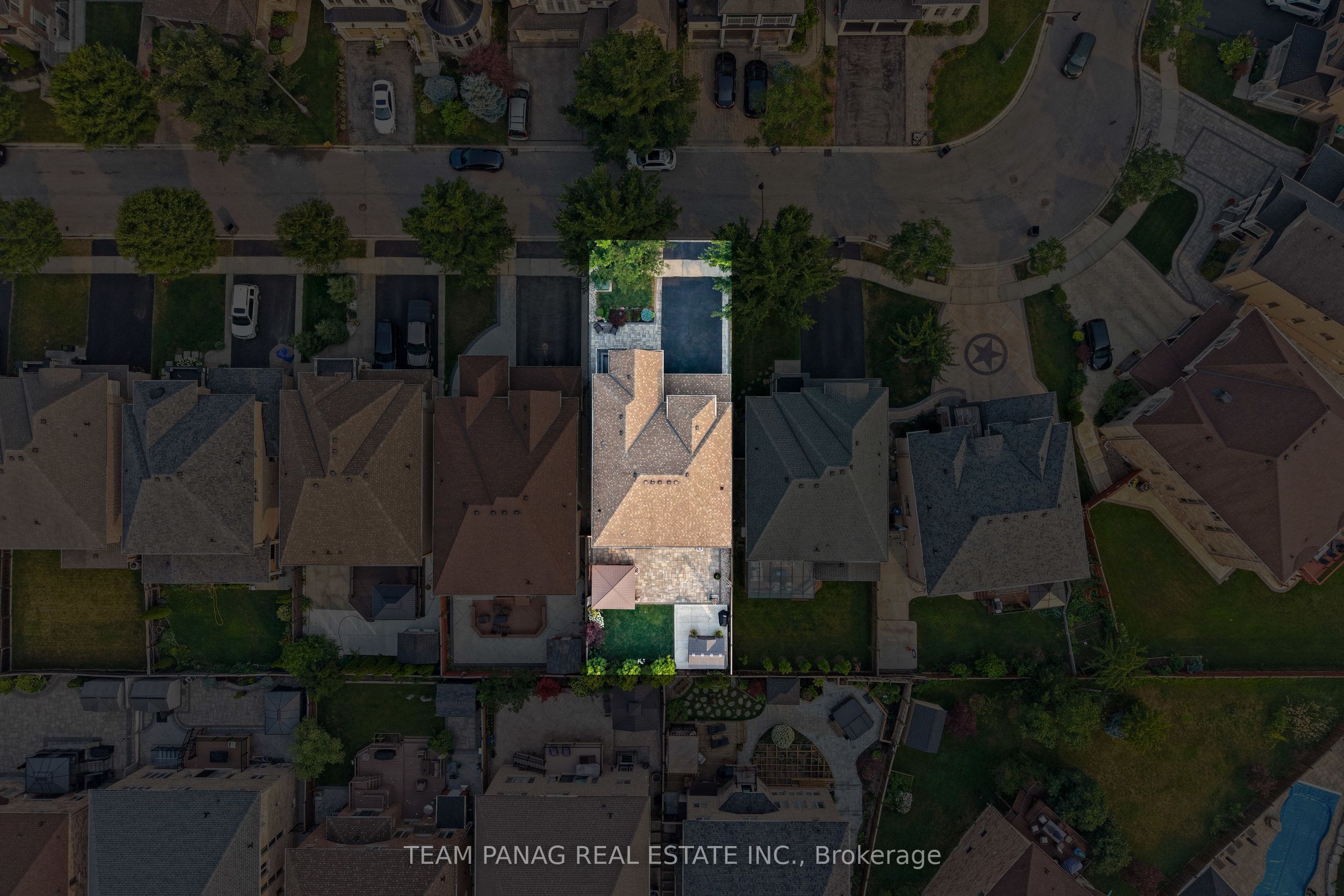 32 Impulse Circle, Brampton, ON L6X 0X9 photo 5