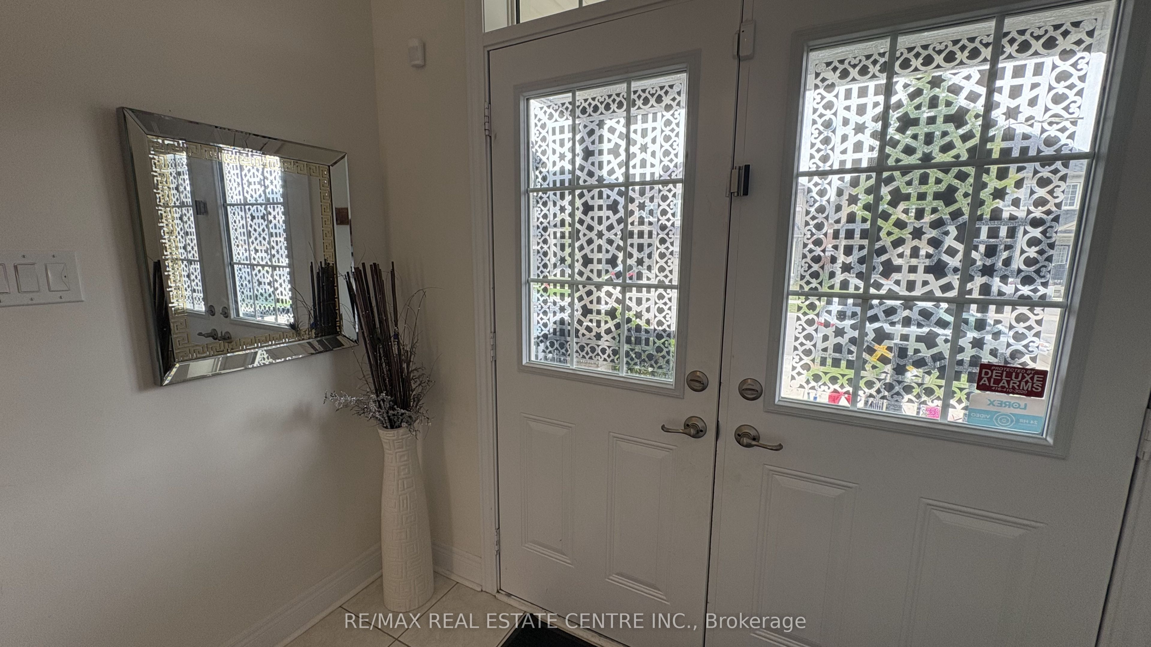 106 Branigan Crescent, Halton Hills, ON L7G 0M8 photo 4