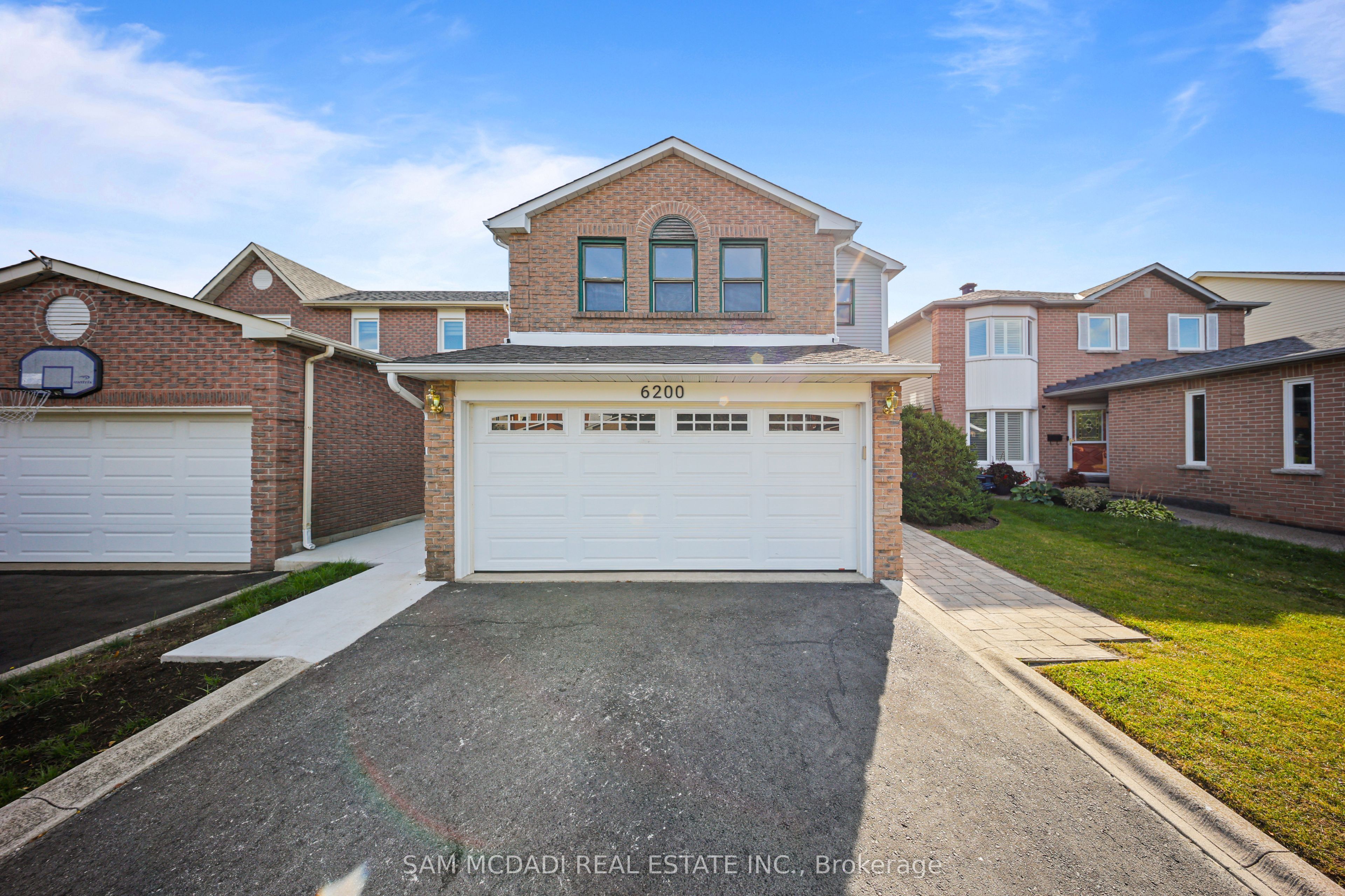 6200 Prairie Circle, Mississauga, ON L5N 5Y4 photo 2