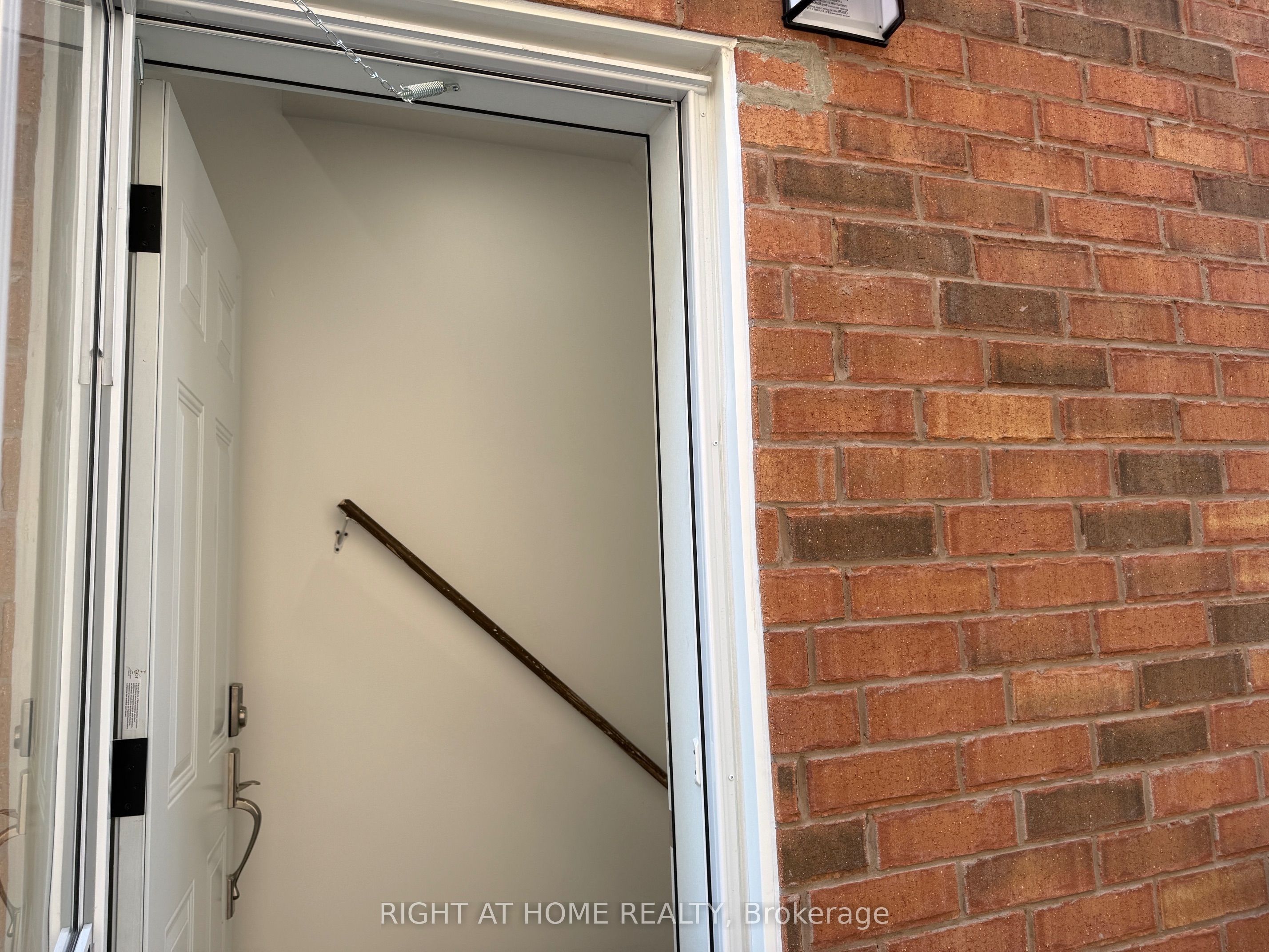 4802 Bluefeather Lane Basement, Mississauga, ON L5R 0E2 photo 4